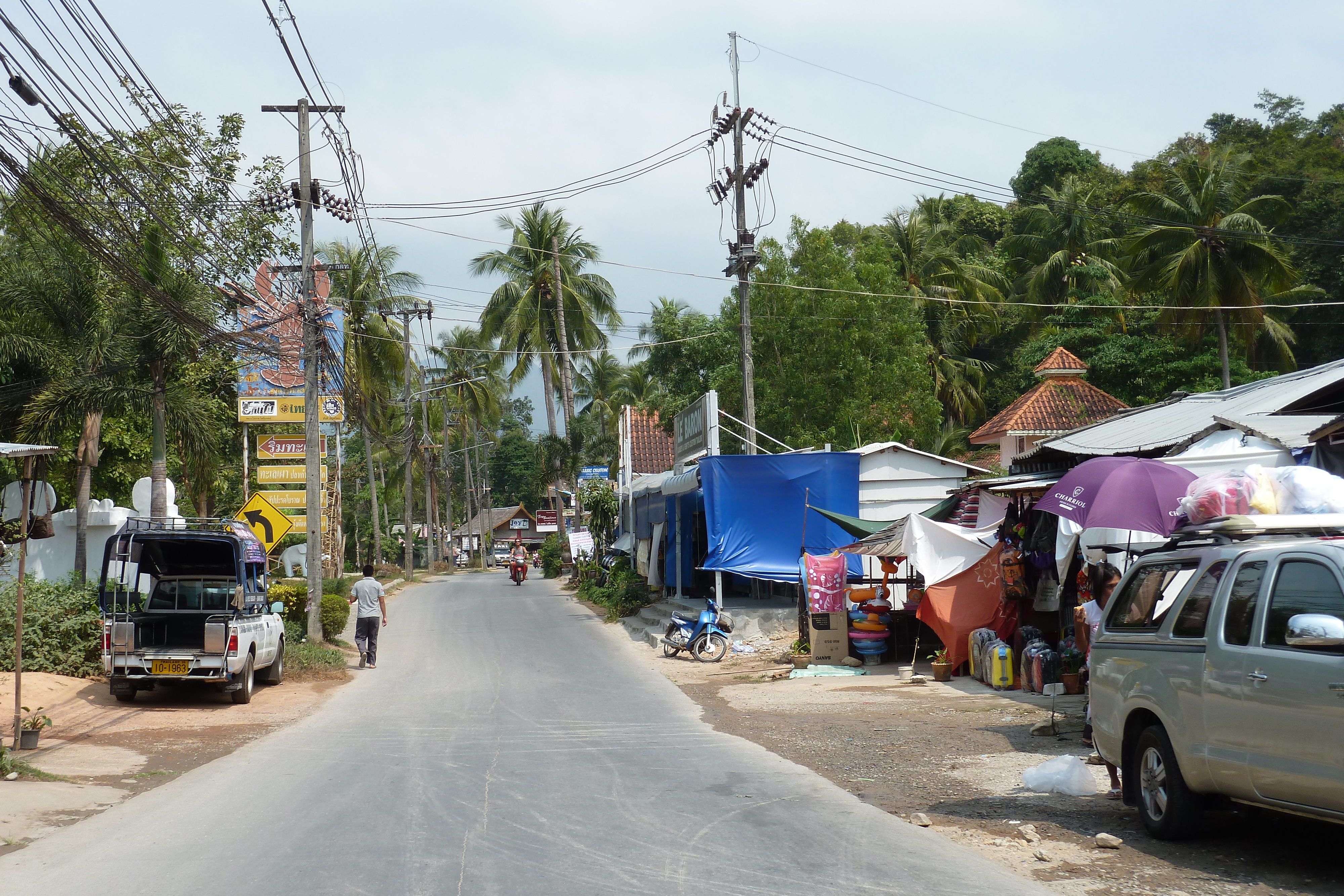 Picture Thailand Ko Chang Island road 2011-02 37 - History Island road