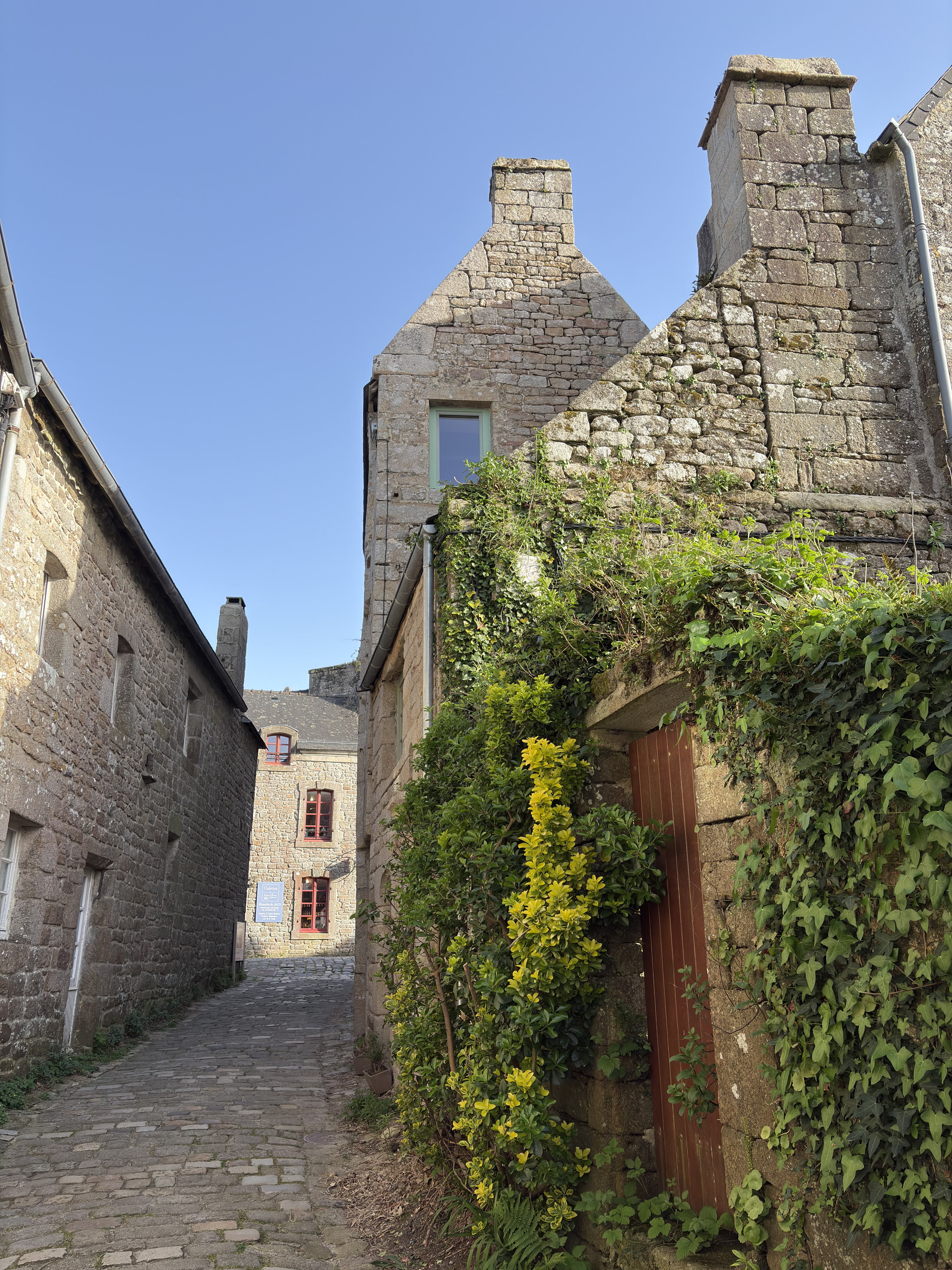 Picture France Locronan 2026-04 37 - Discovery Locronan