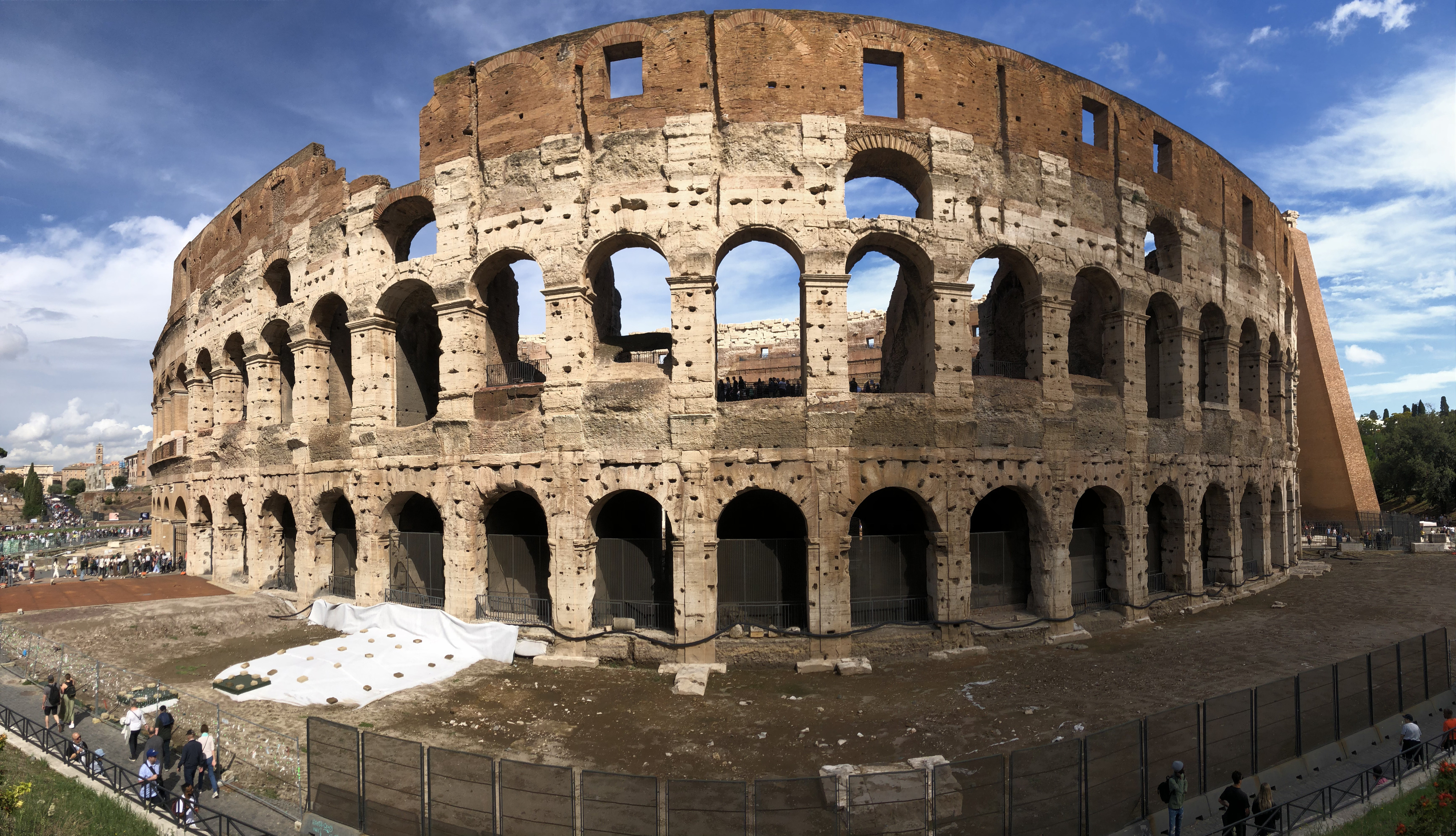 Picture Italy Rome The Colosseum 2024-09 56 - Journey The Colosseum