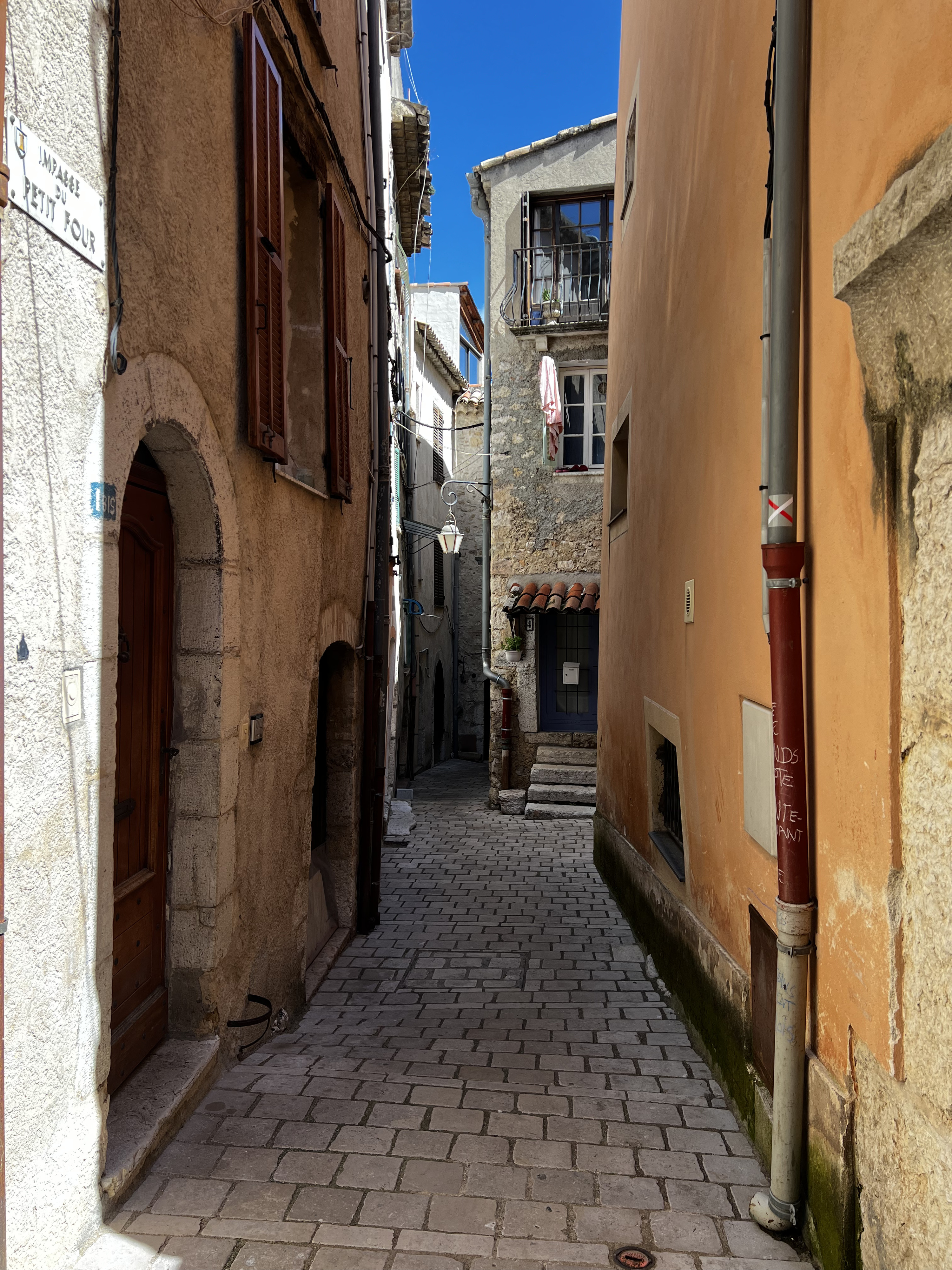 Picture France Vence 2024-04 3 - Center Vence