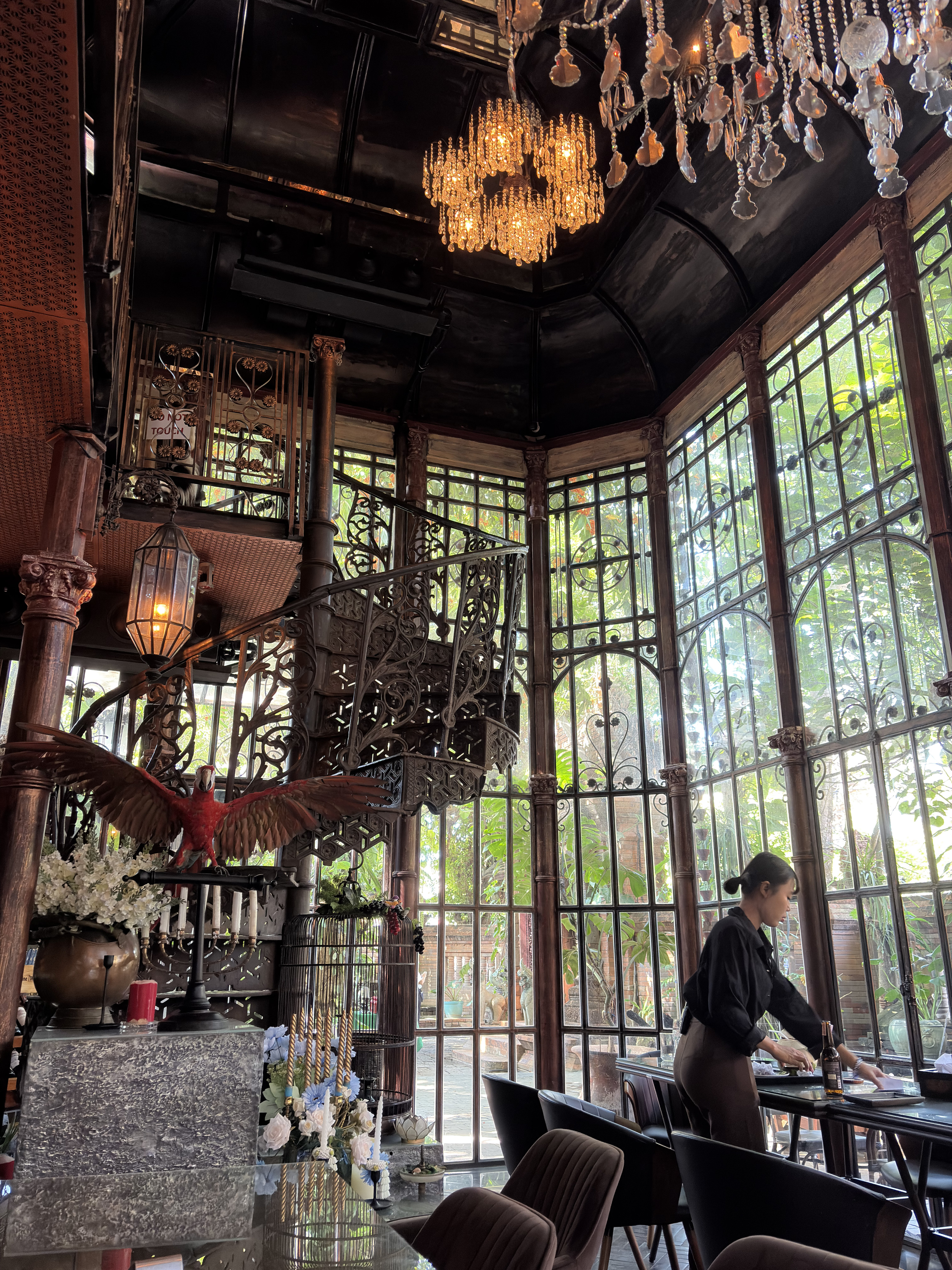 Picture Thailand Chiang Mai Faces restaurent 2026-01 11 - History Faces restaurent