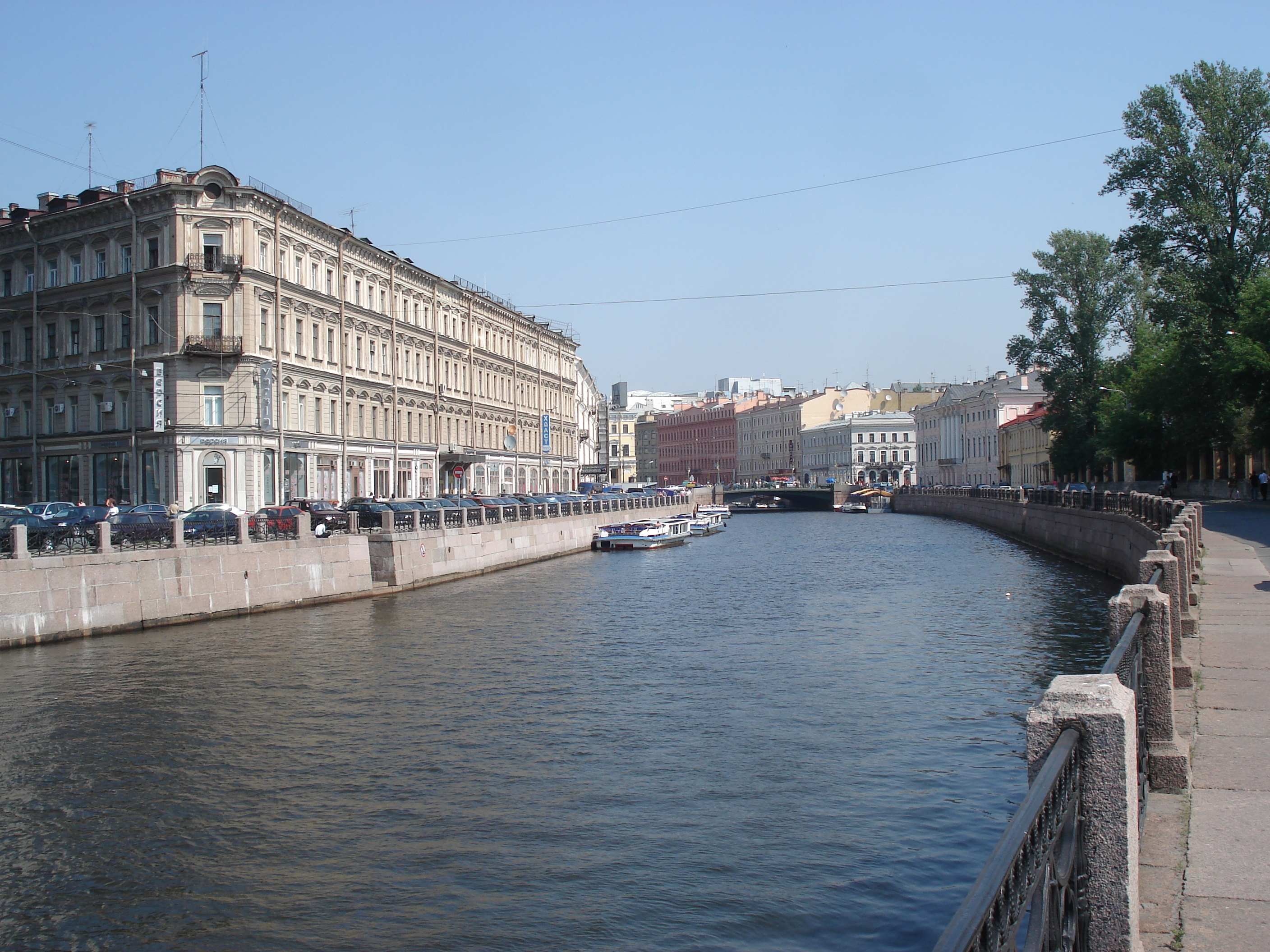 Picture Russia St Petersburg 2006-07 17 - Discovery St Petersburg