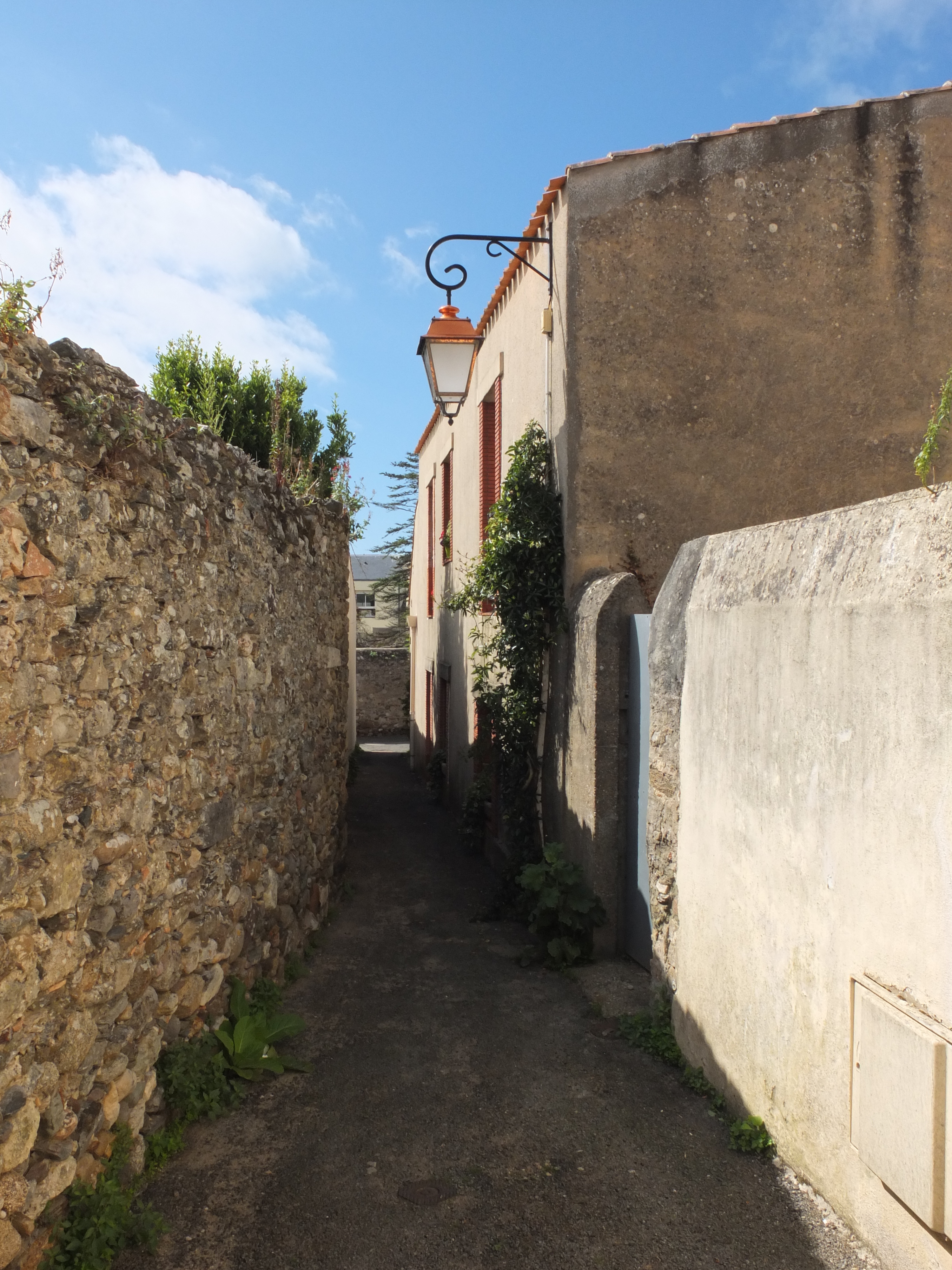 Picture France Saint Gilles Croix de Vie 2012-07 33 - Tour Saint Gilles Croix de Vie