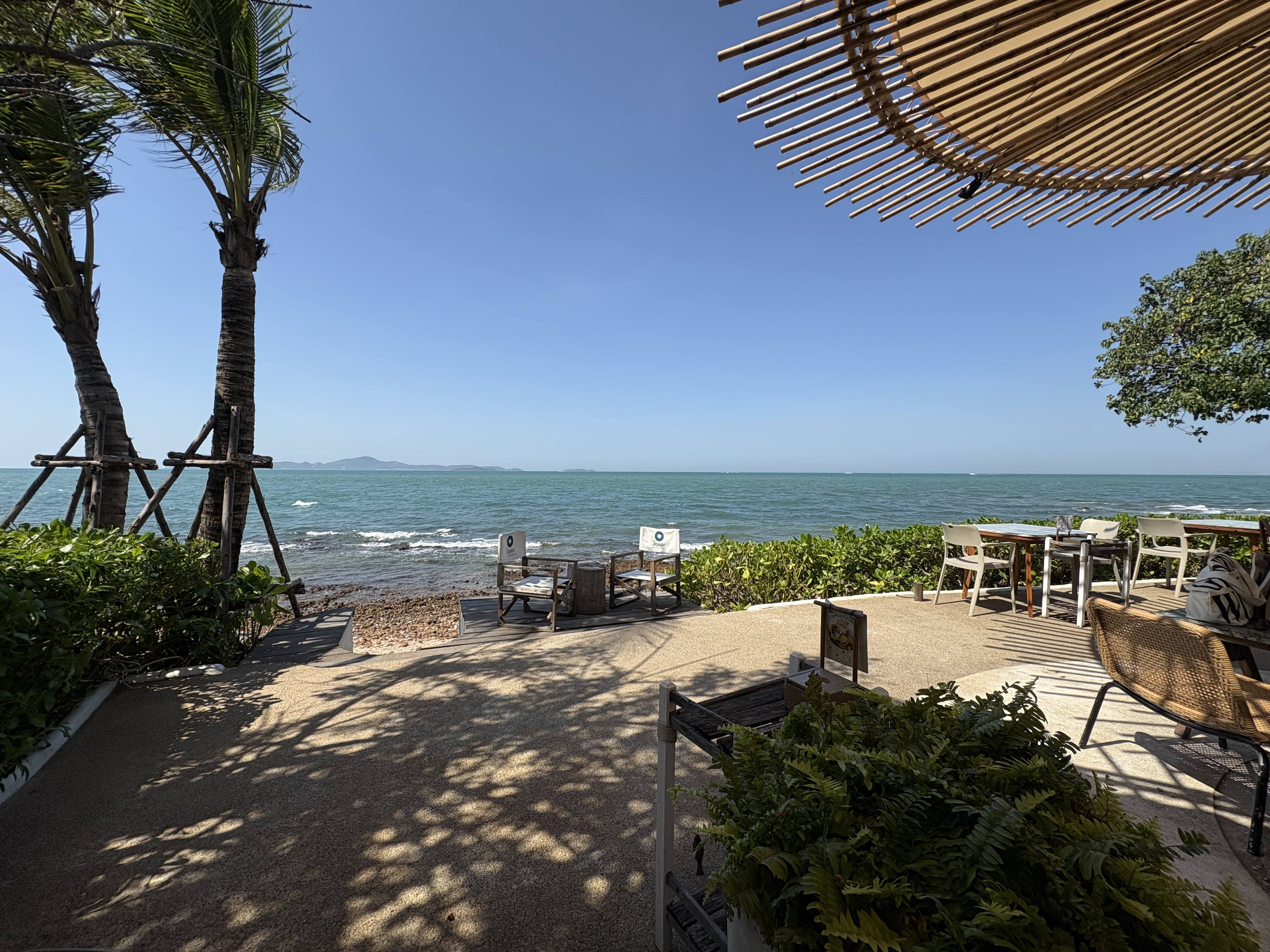 Picture Thailand Pattaya Oxygen Restaurant 2025-12 12 - Recreation Oxygen Restaurant