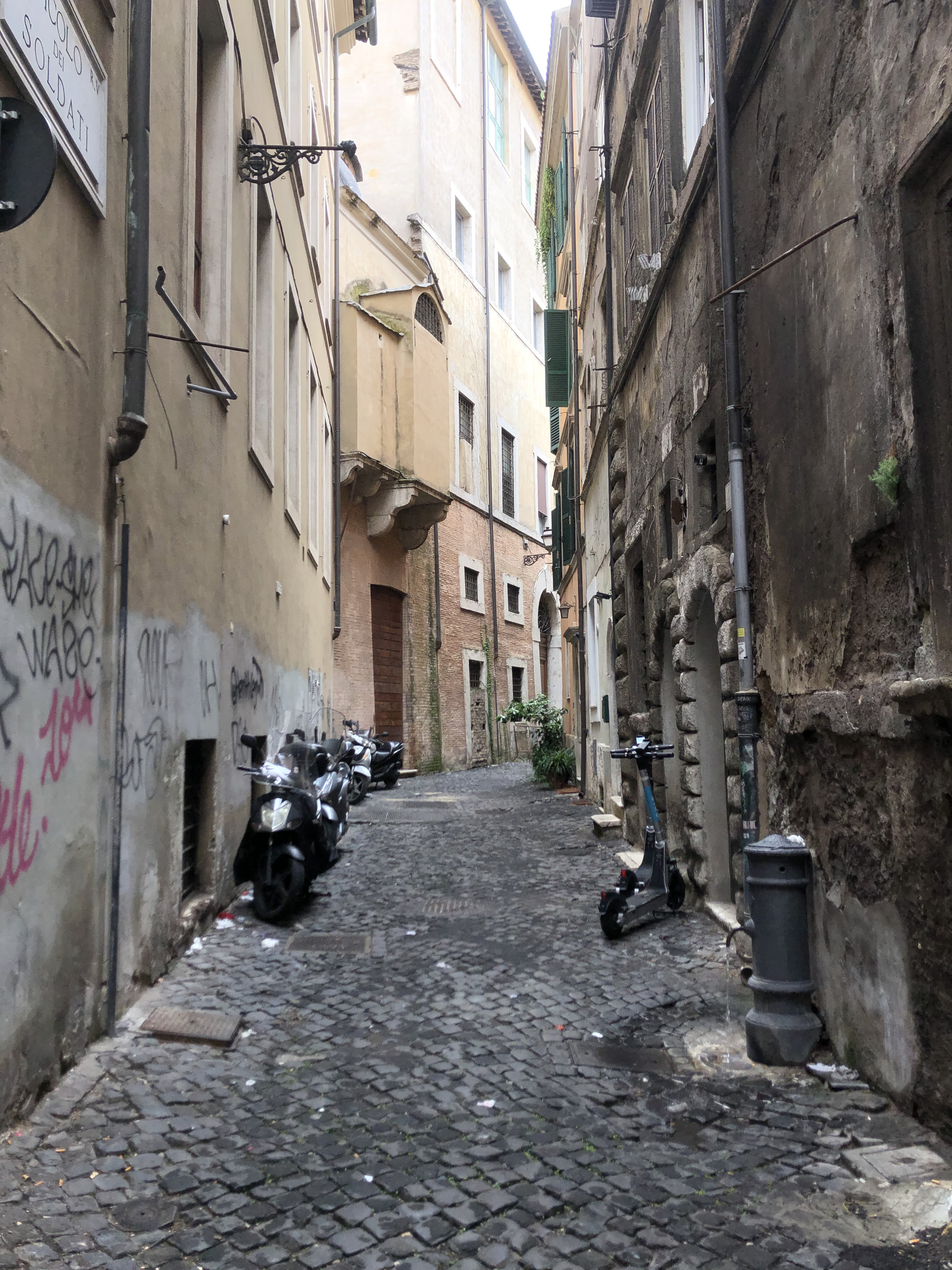 Picture Italy Rome 2024-09 94 - Tour Rome