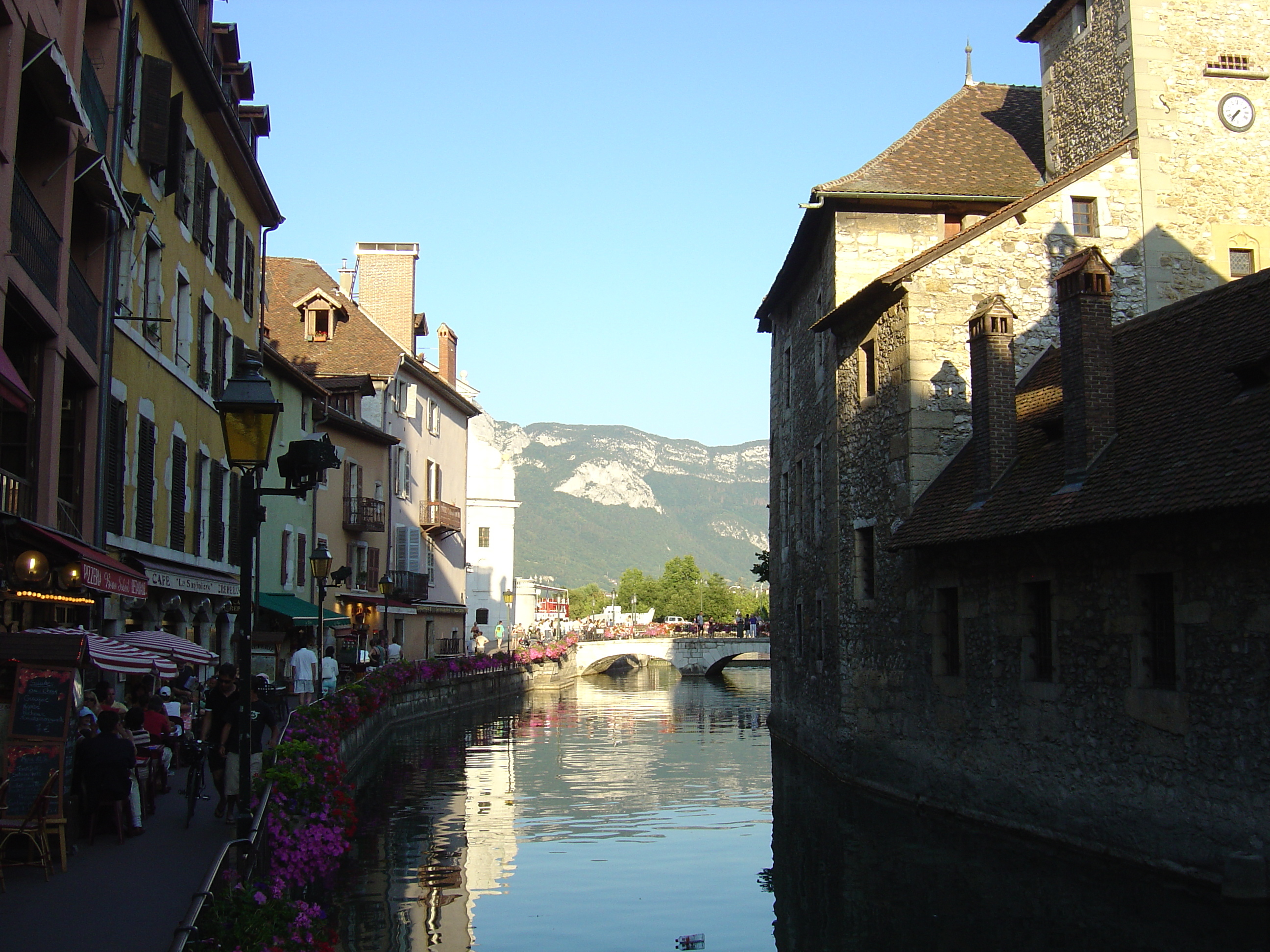 Picture France Annecy 2004-08 14 - History Annecy