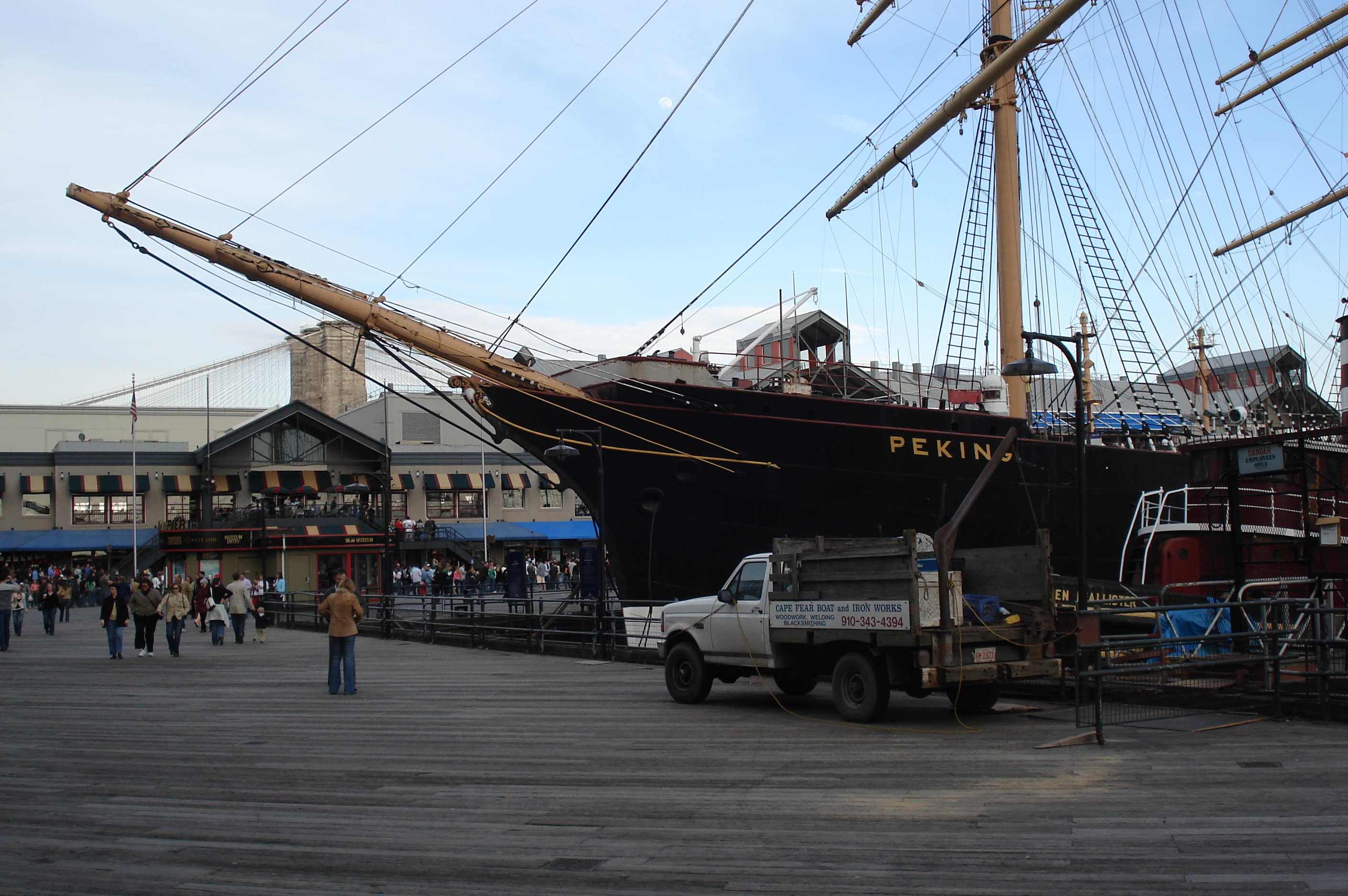 Picture United States New York South Street seaport 2006-03 28 - Tour South Street seaport
