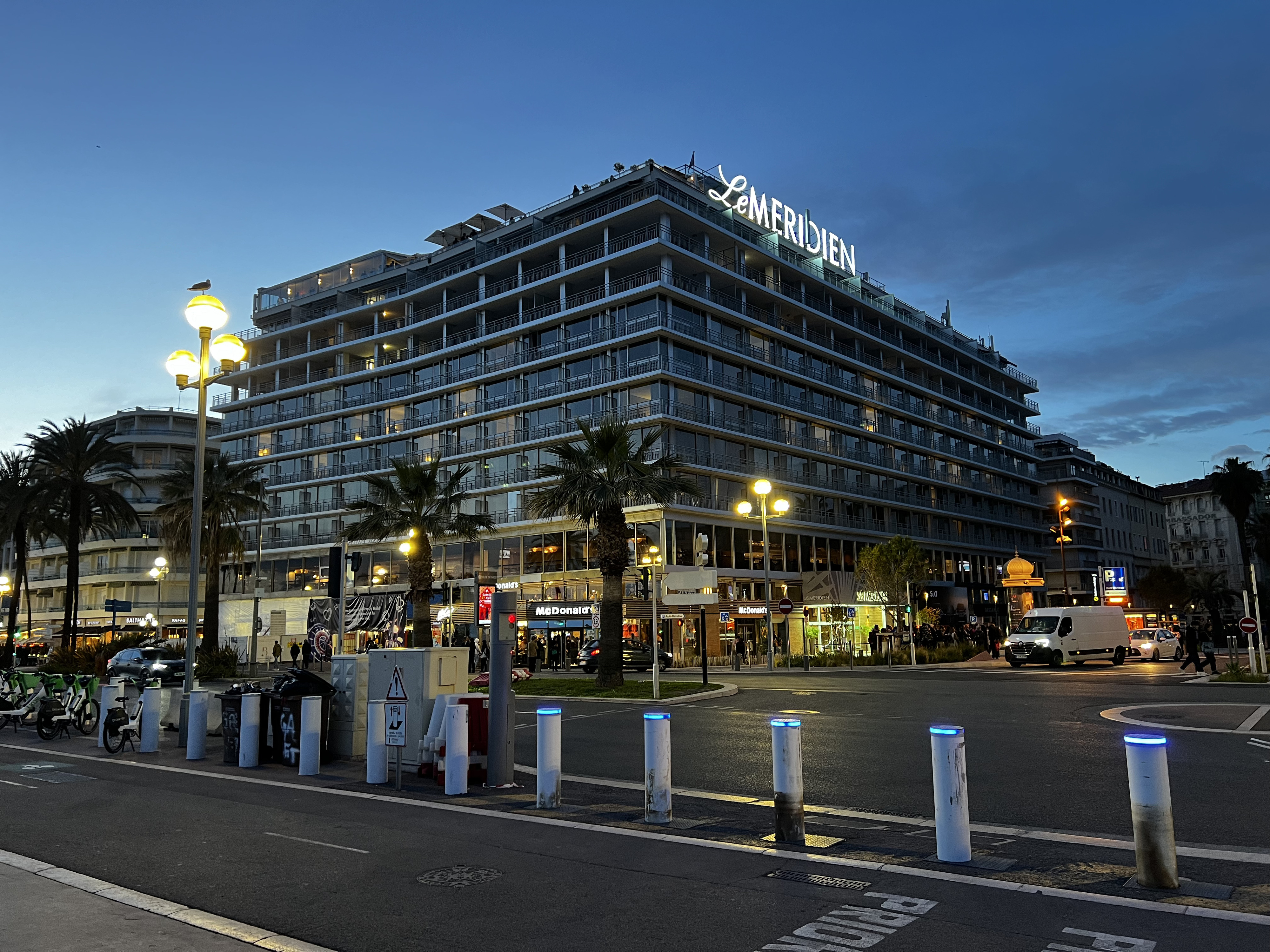 Picture France Nice 2024-04 42 - Journey Nice