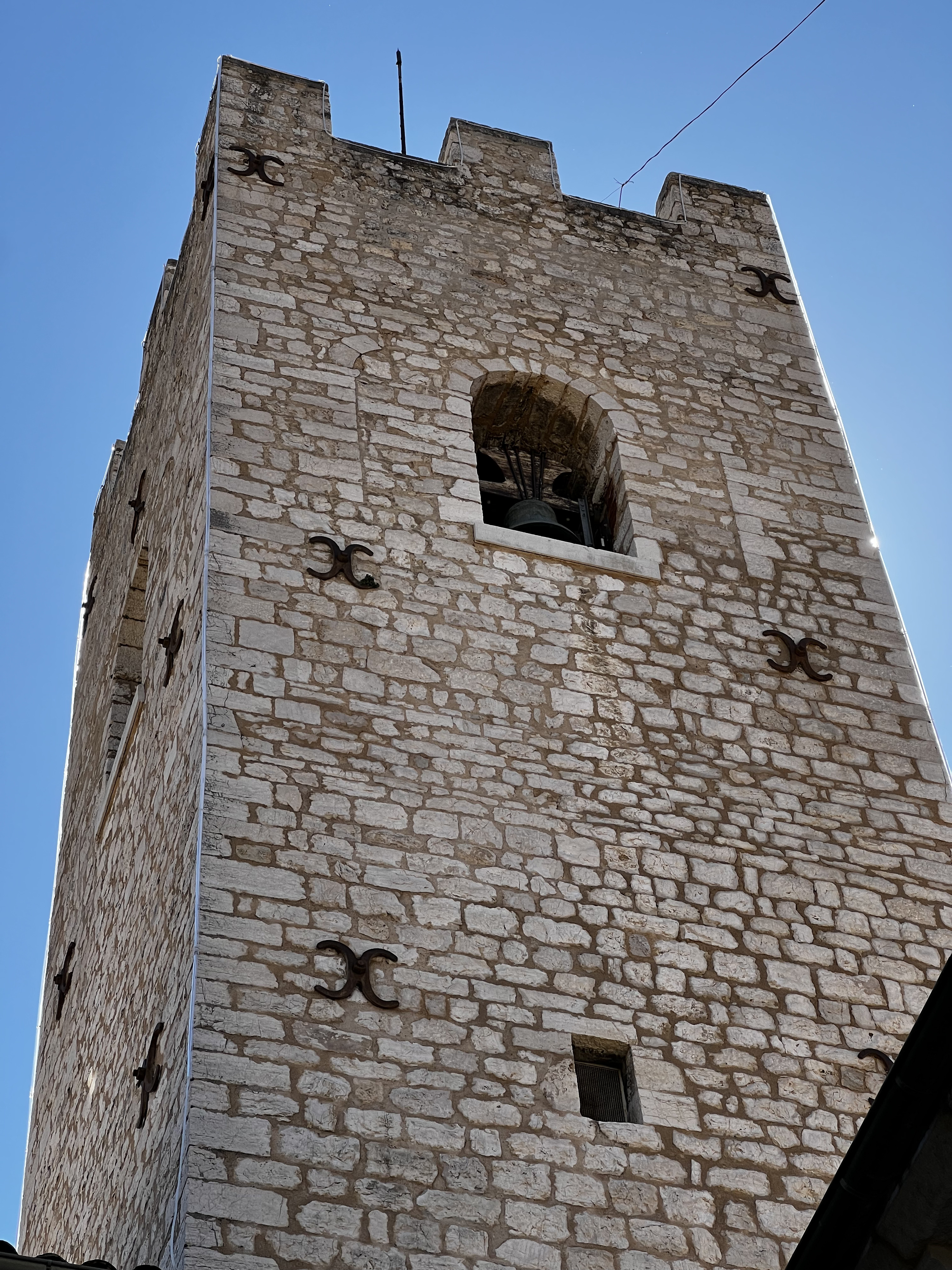 Picture France Vence 2024-04 55 - Tour Vence