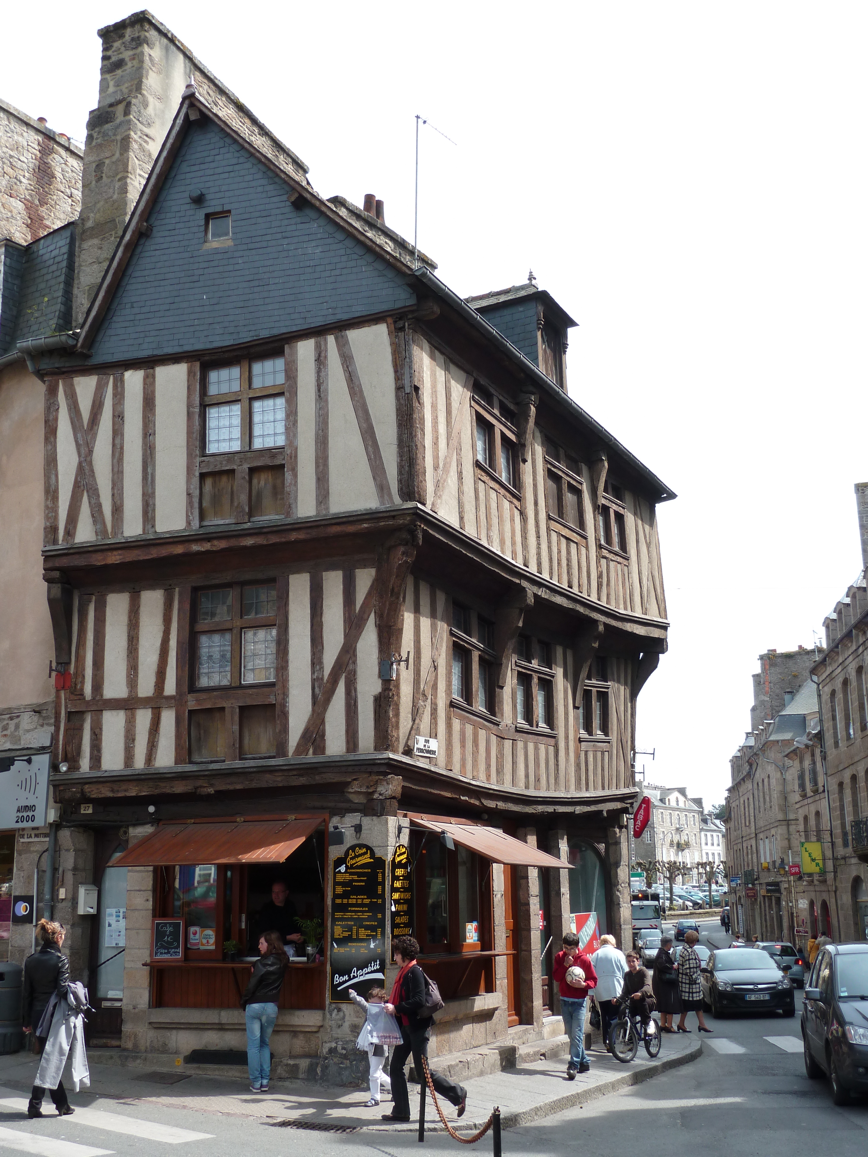 Picture France Dinan 2010-04 86 - Center Dinan