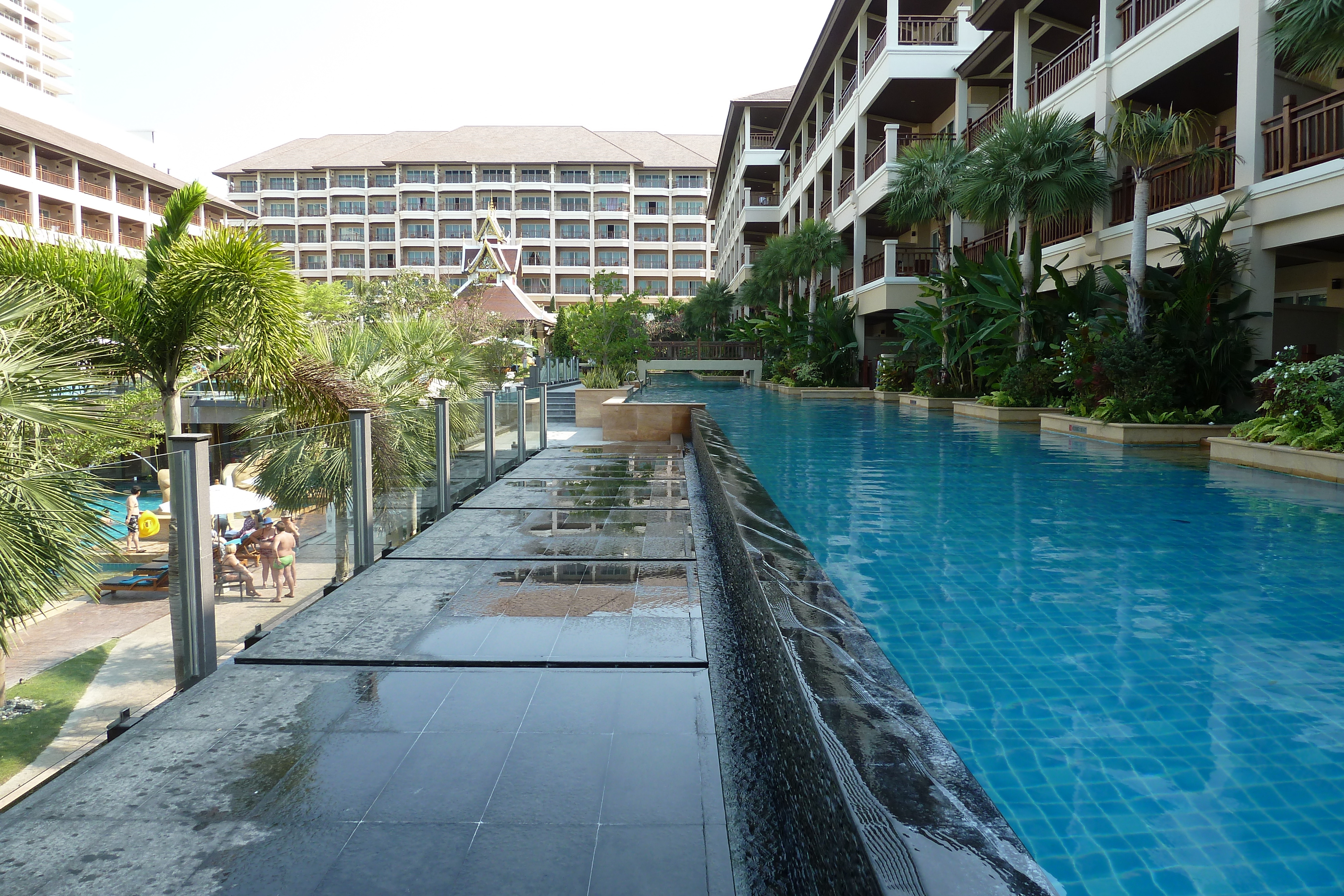 Picture Thailand Pattaya Grand Heritage Hotel 2011-01 10 - Around Grand Heritage Hotel