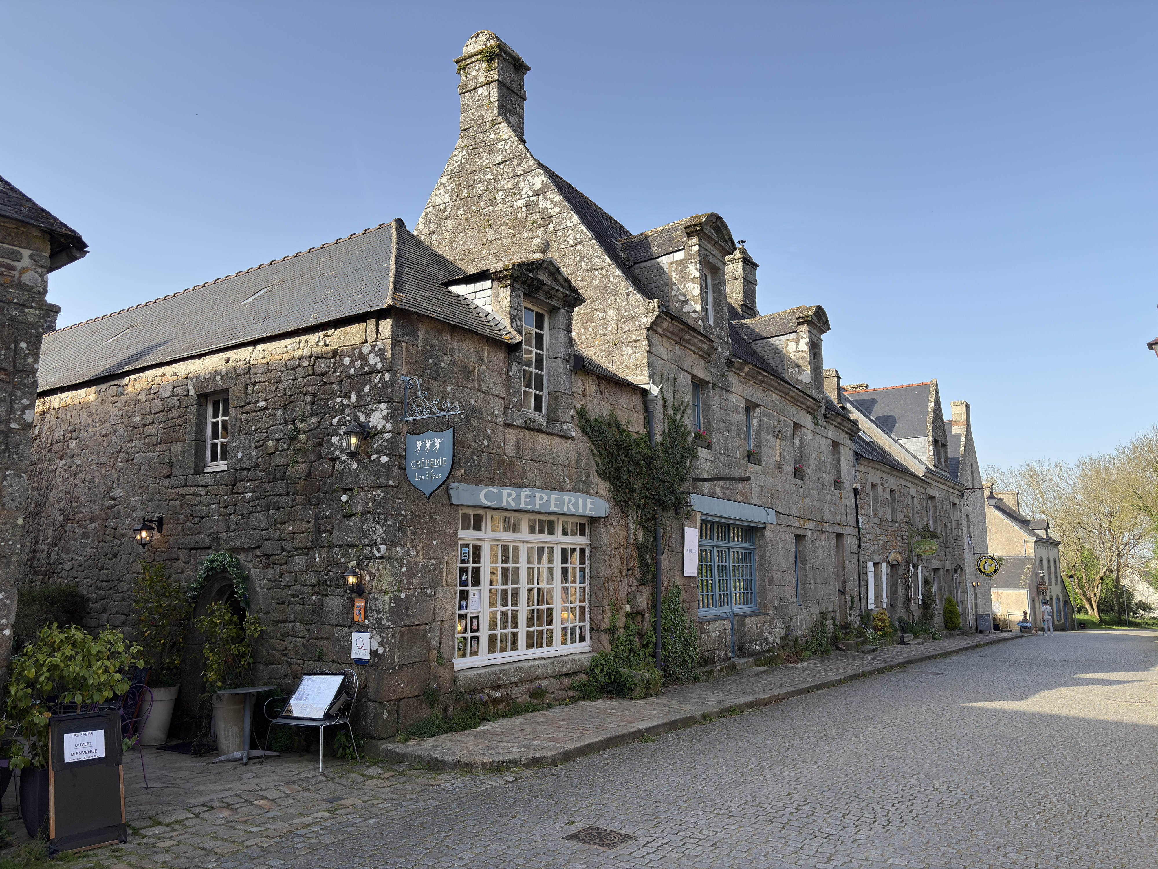 Picture France Locronan 2026-04 135 - History Locronan
