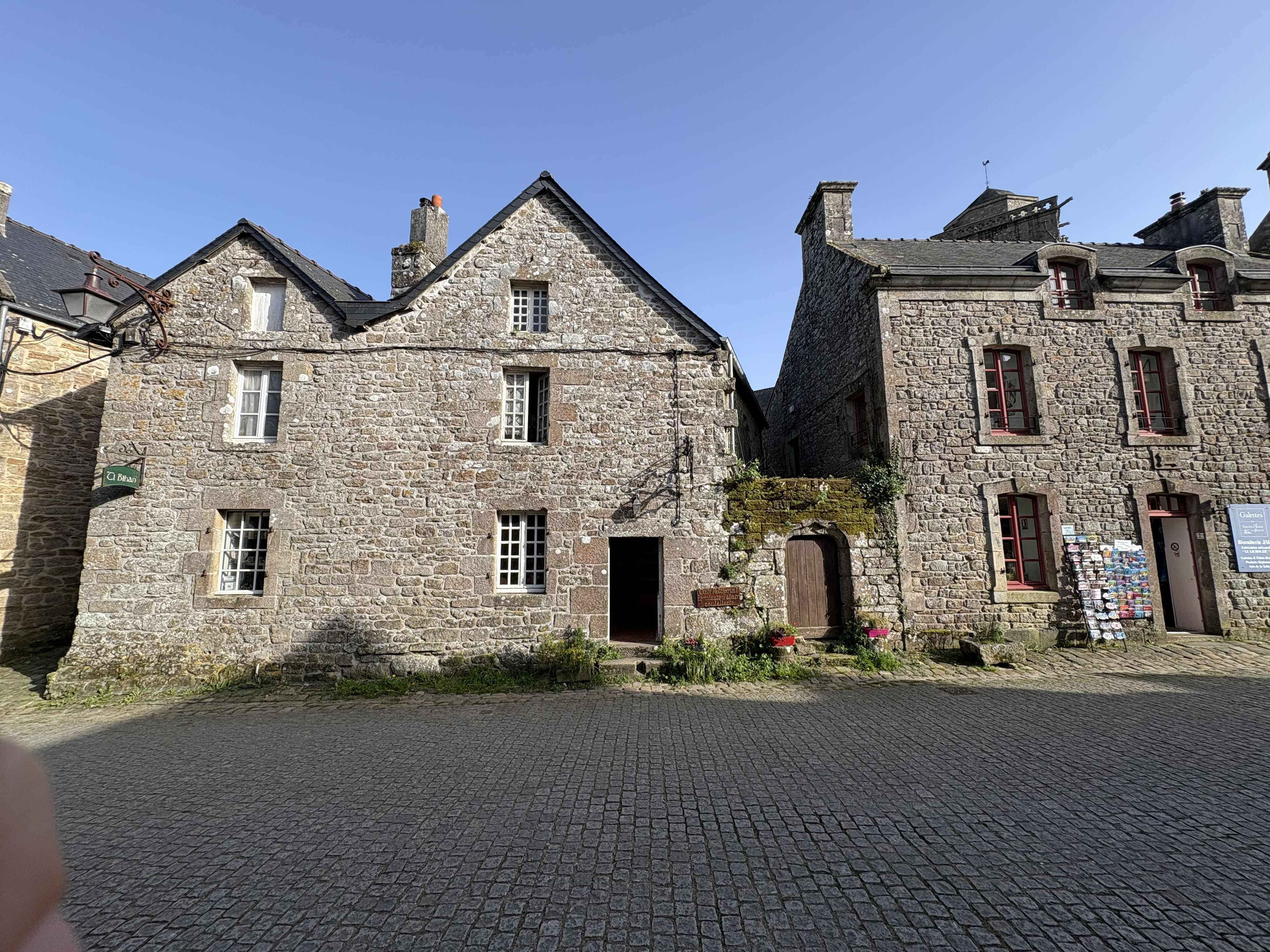 Picture France Locronan 2026-04 29 - Journey Locronan