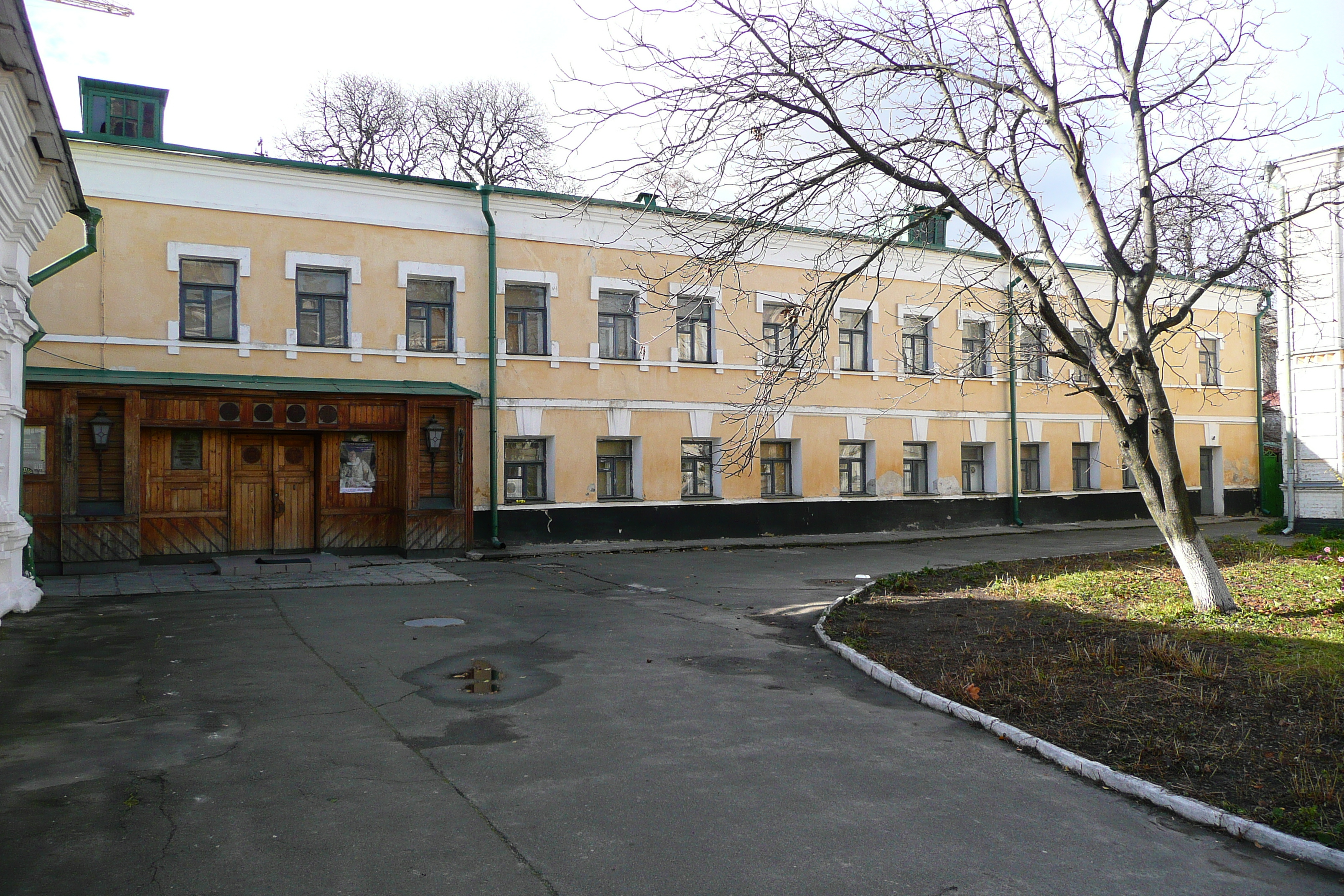 Picture Ukraine Kiev Pechersk Lavra 2007-11 66 - Center Pechersk Lavra