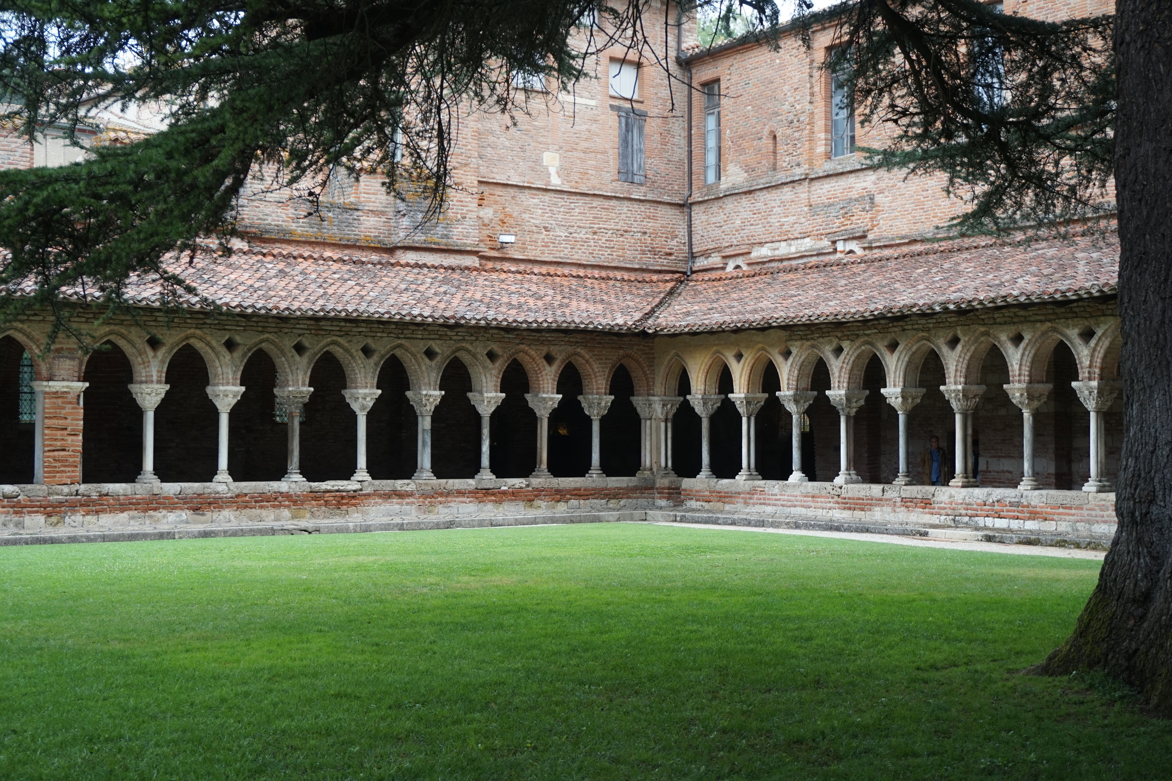 Picture France Moissac Abbaye Saint-Pierre de Moissac 2017-08 75 - Around Abbaye Saint-Pierre de Moissac