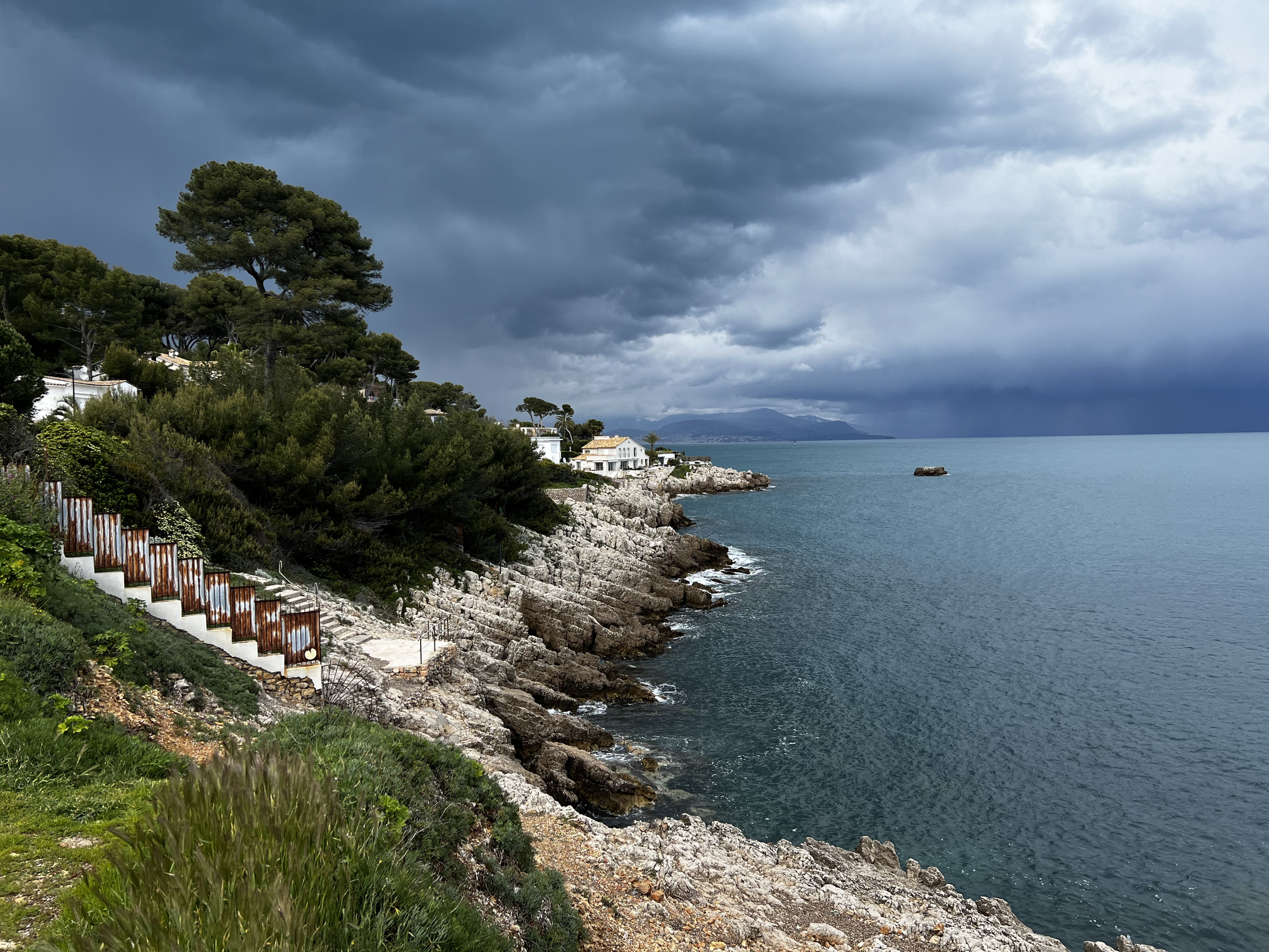 Picture France Antibes 2024-04 2 - Journey Antibes