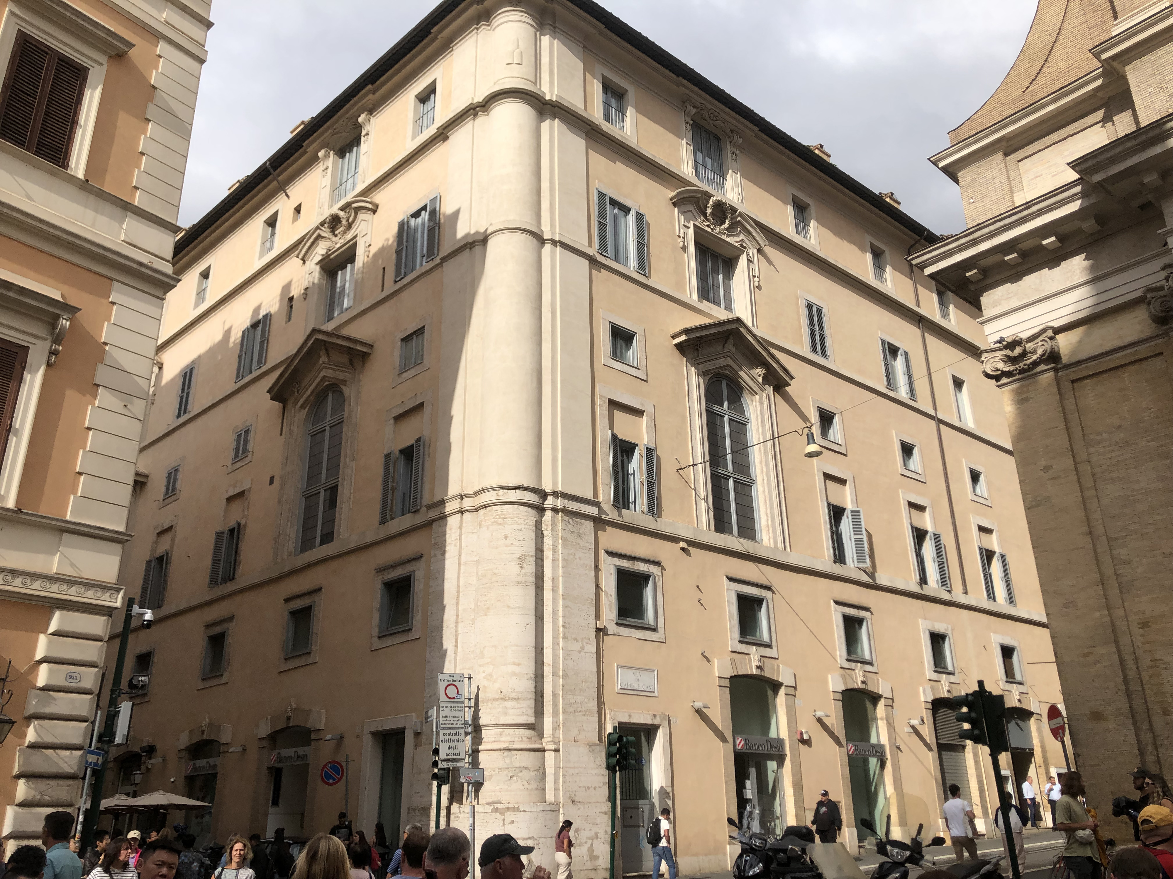 Picture Italy Rome 2024-09 32 - Tour Rome