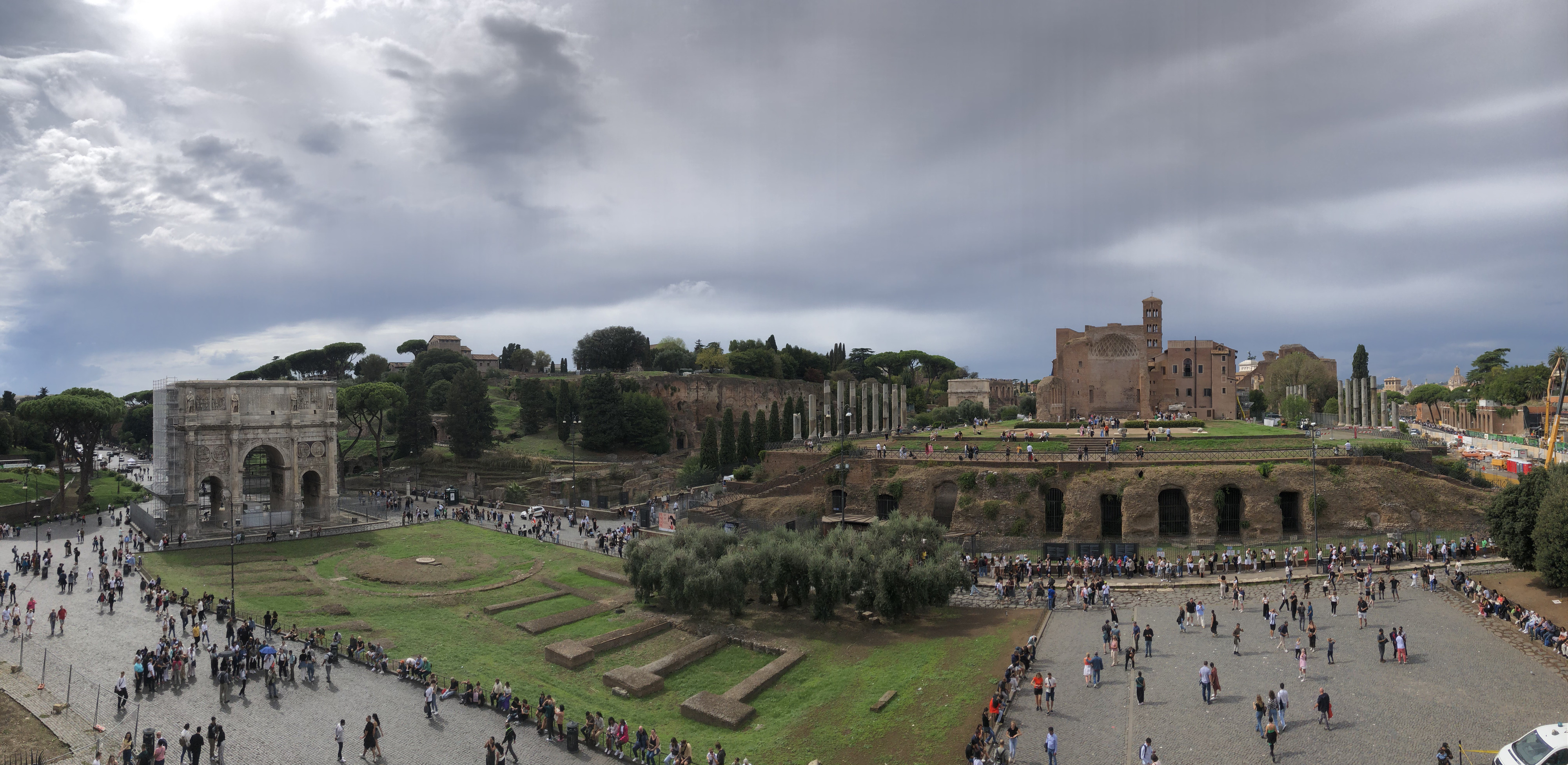 Picture Italy Rome The Colosseum 2024-09 33 - Around The Colosseum