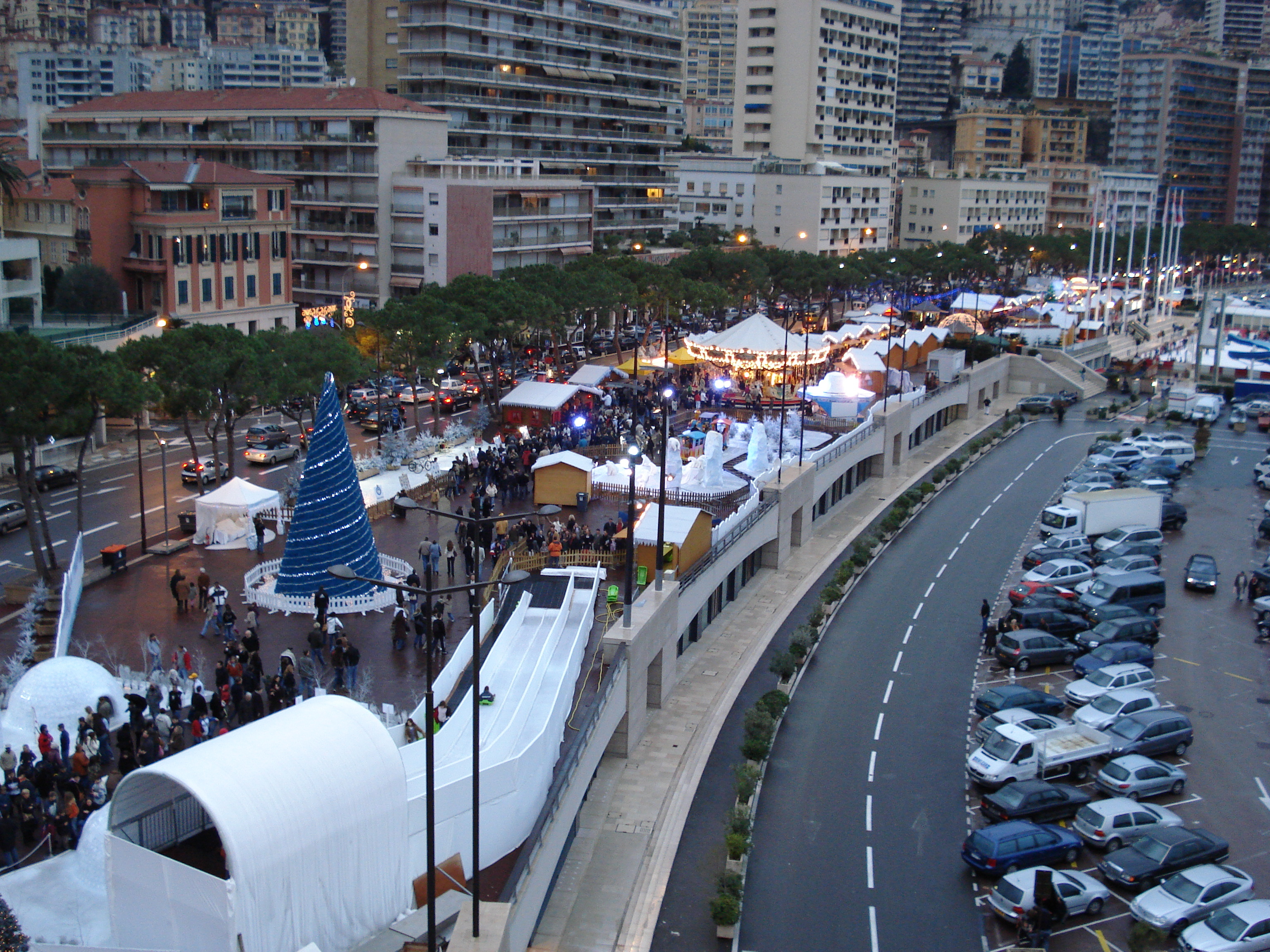 Picture Monaco 2006-12 1 - Center Monaco