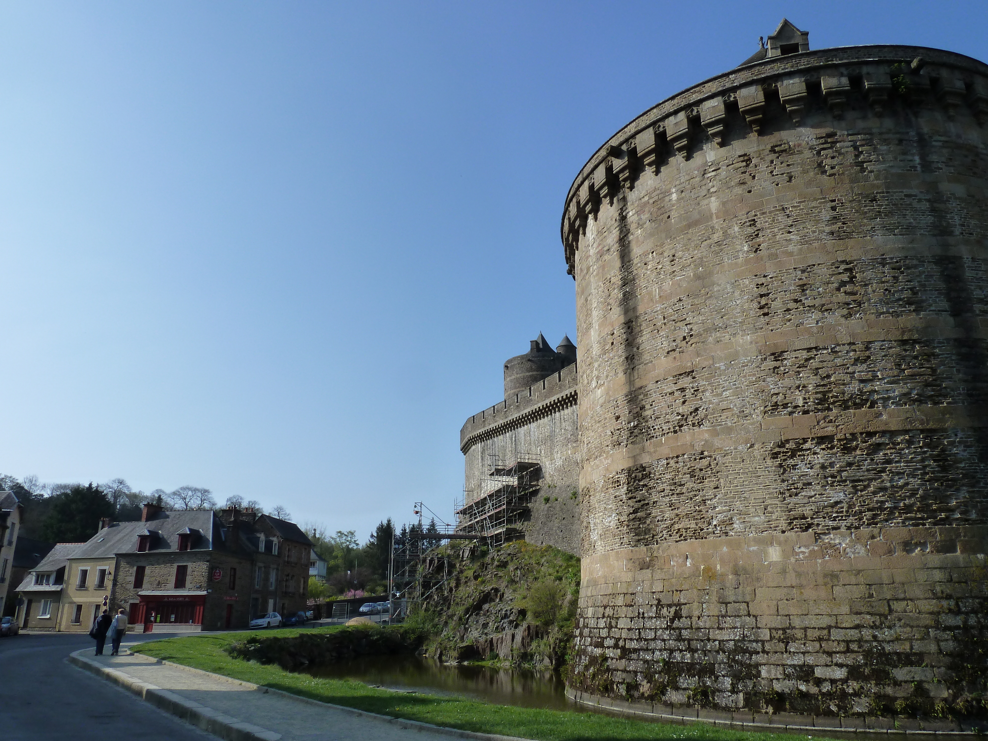 Picture France Fougeres 2010-04 210 - Tours Fougeres