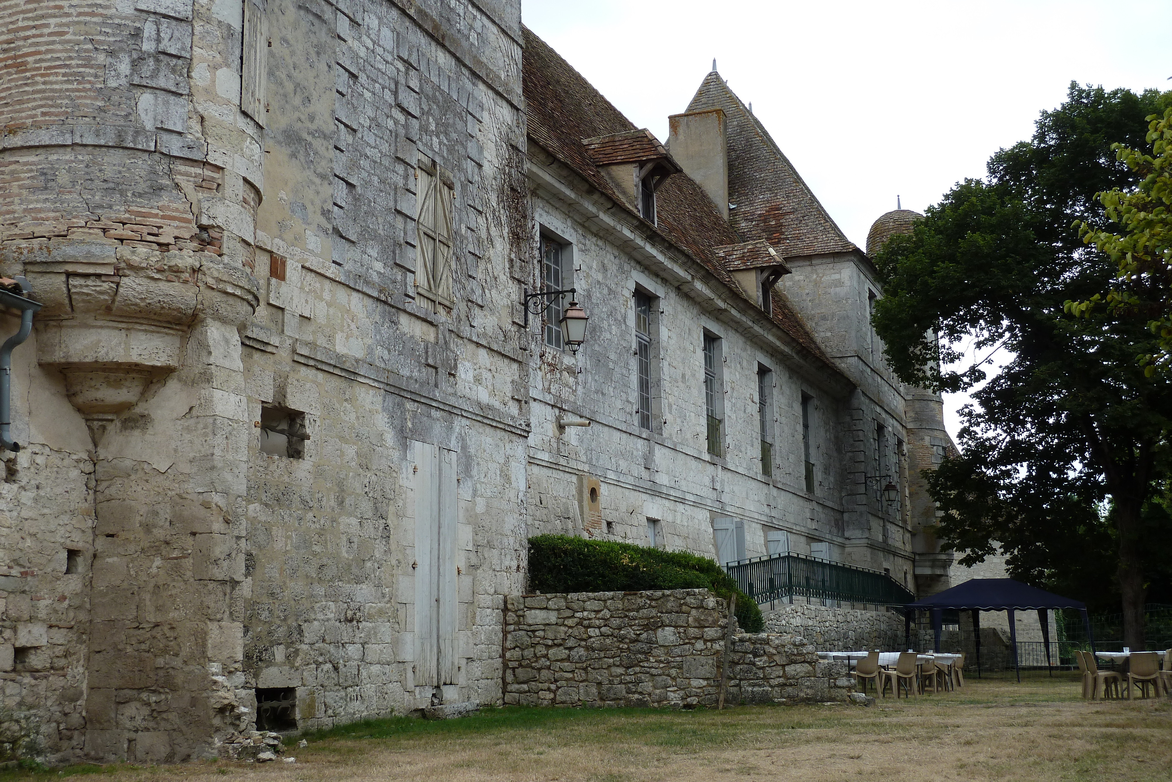 Picture France Issigeac 2010-08 81 - History Issigeac