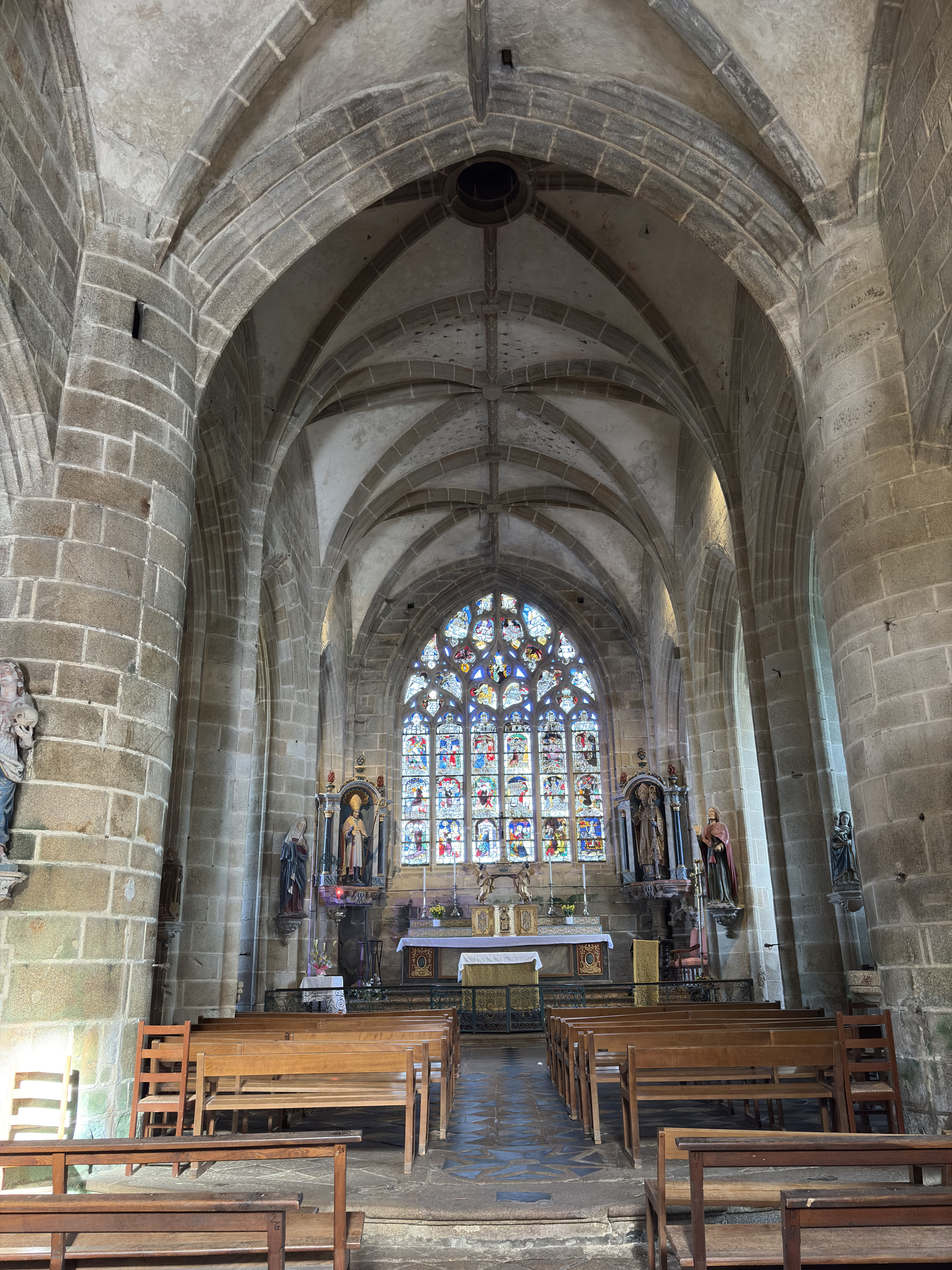 Picture France Locronan 2026-04 52 - Tours Locronan