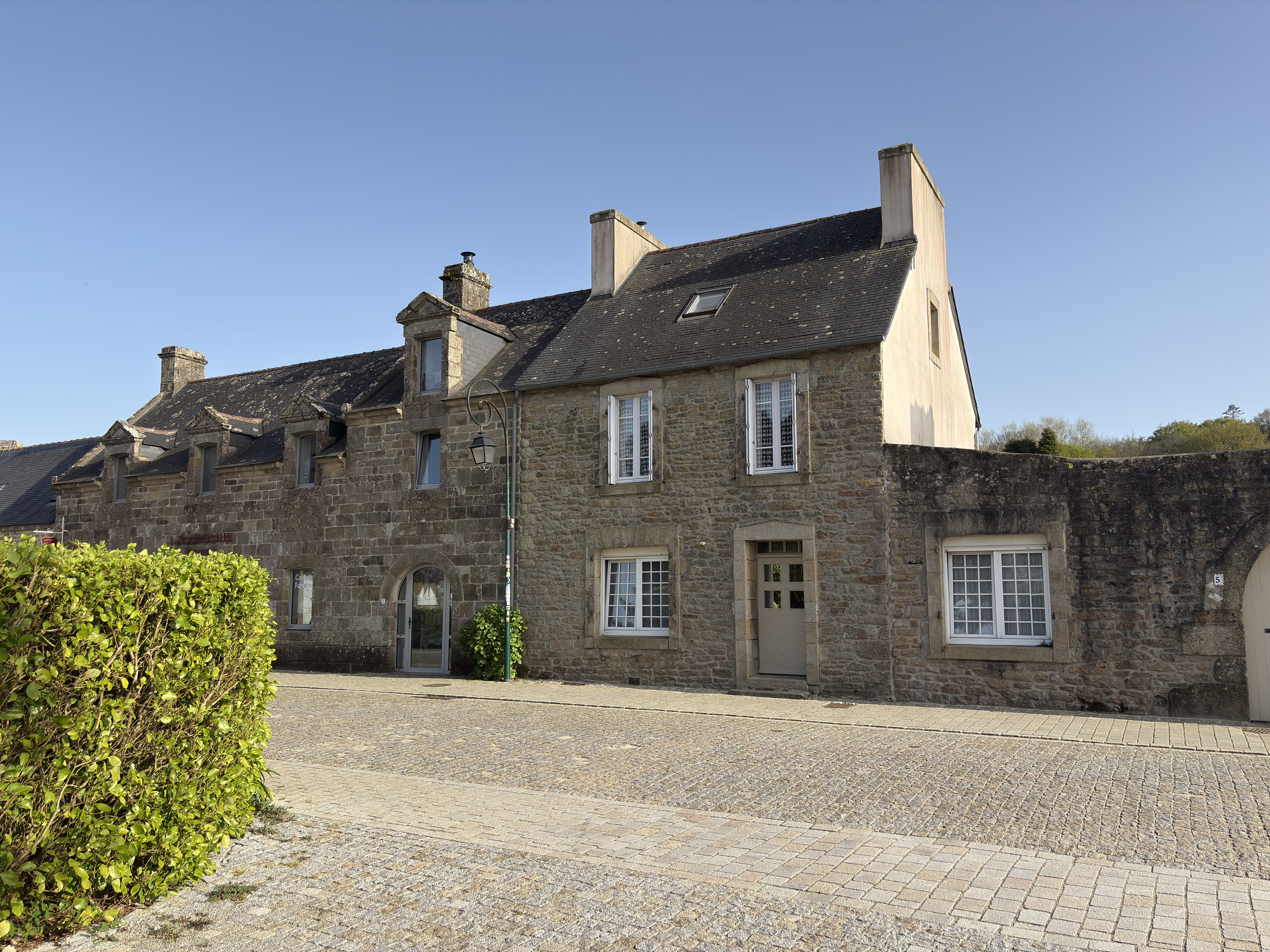 Picture France Locronan 2026-04 33 - History Locronan