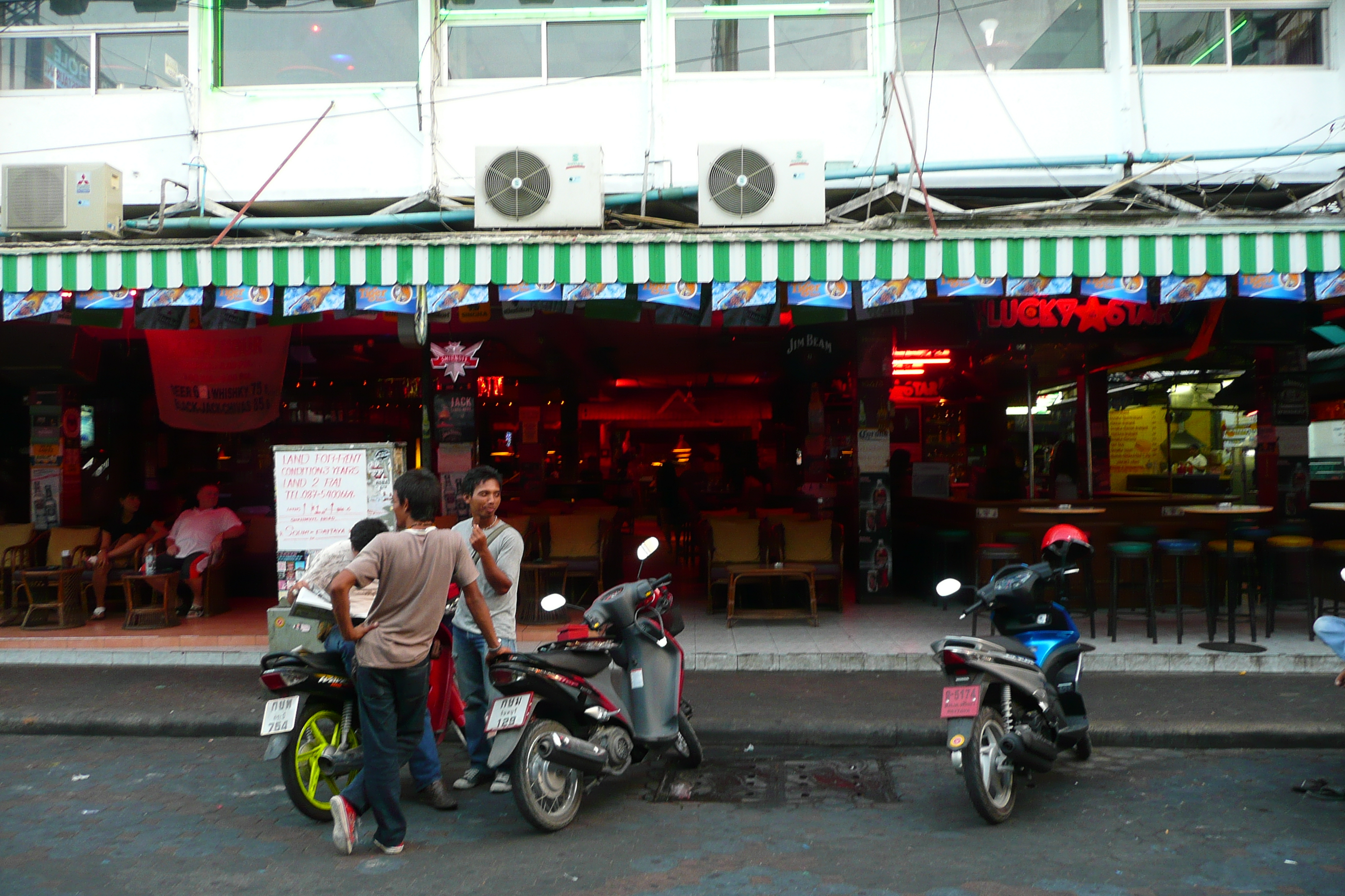 Picture Thailand Pattaya Walking Street 2008-01 73 - Center Walking Street