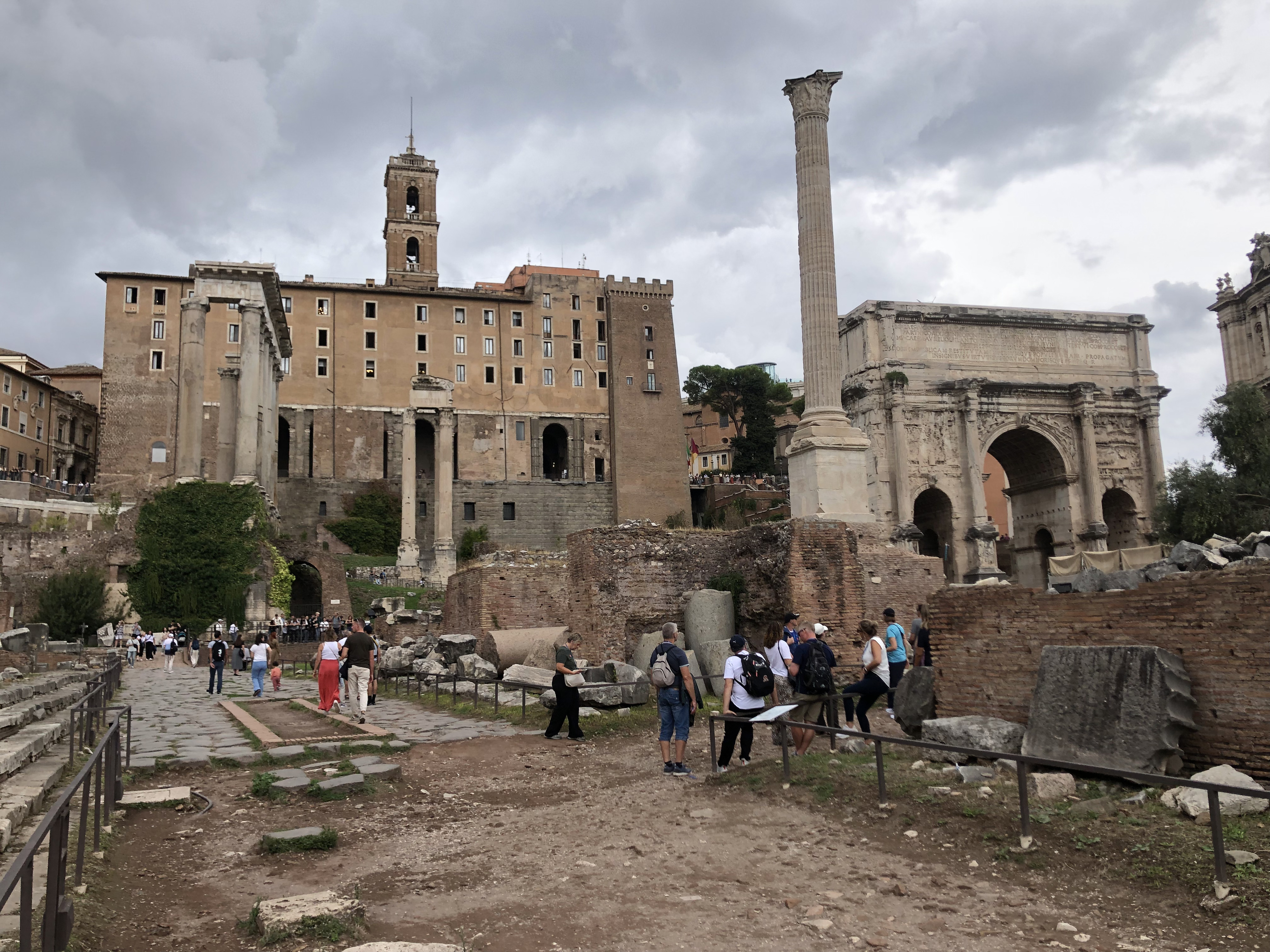 Picture Italy Rome Roman Forum 2024-09 24 - Center Roman Forum