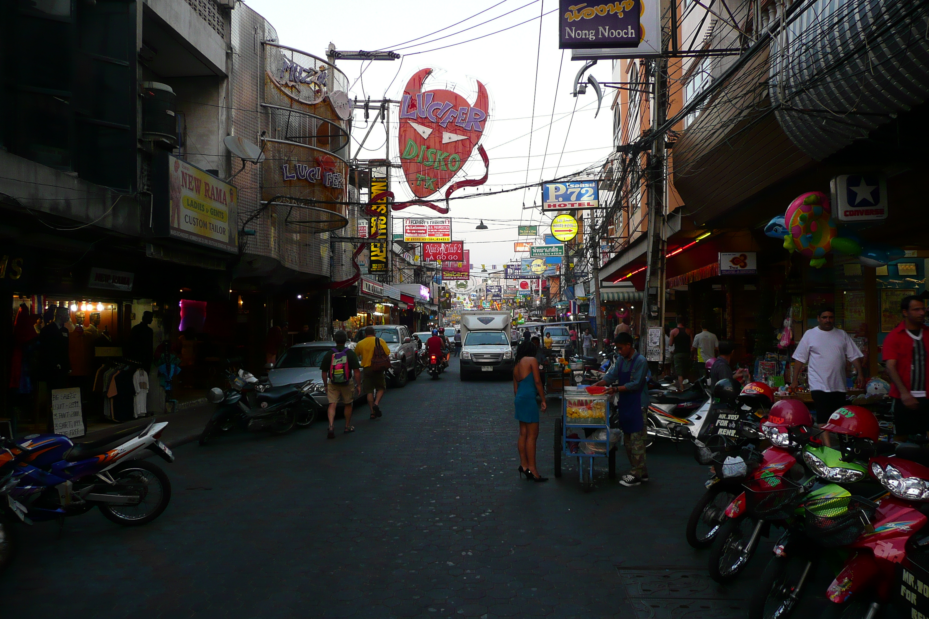 Picture Thailand Pattaya Walking Street 2008-01 81 - Center Walking Street