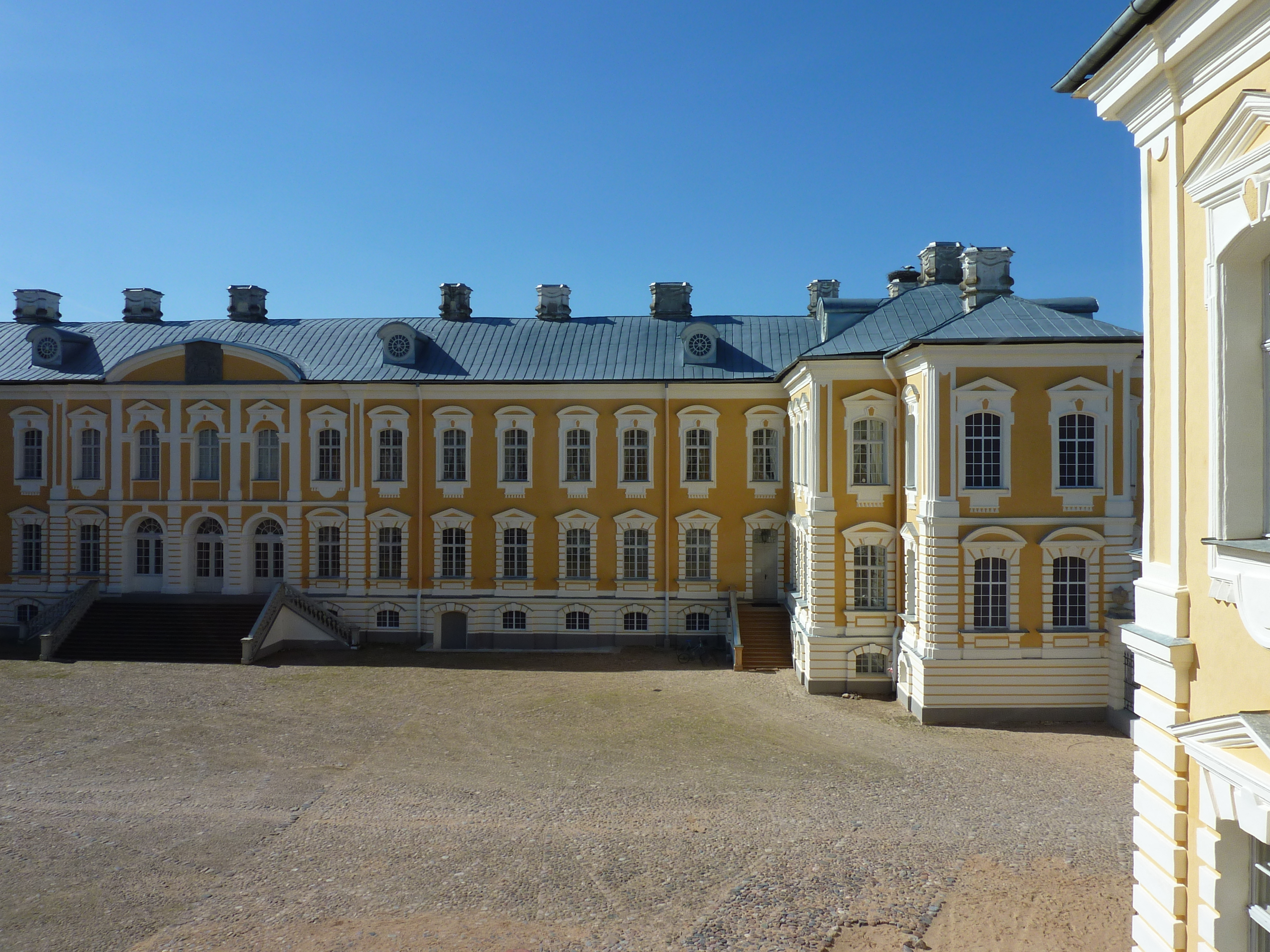 Picture Latvia Rundale Palace 2009-04 67 - Around Rundale Palace