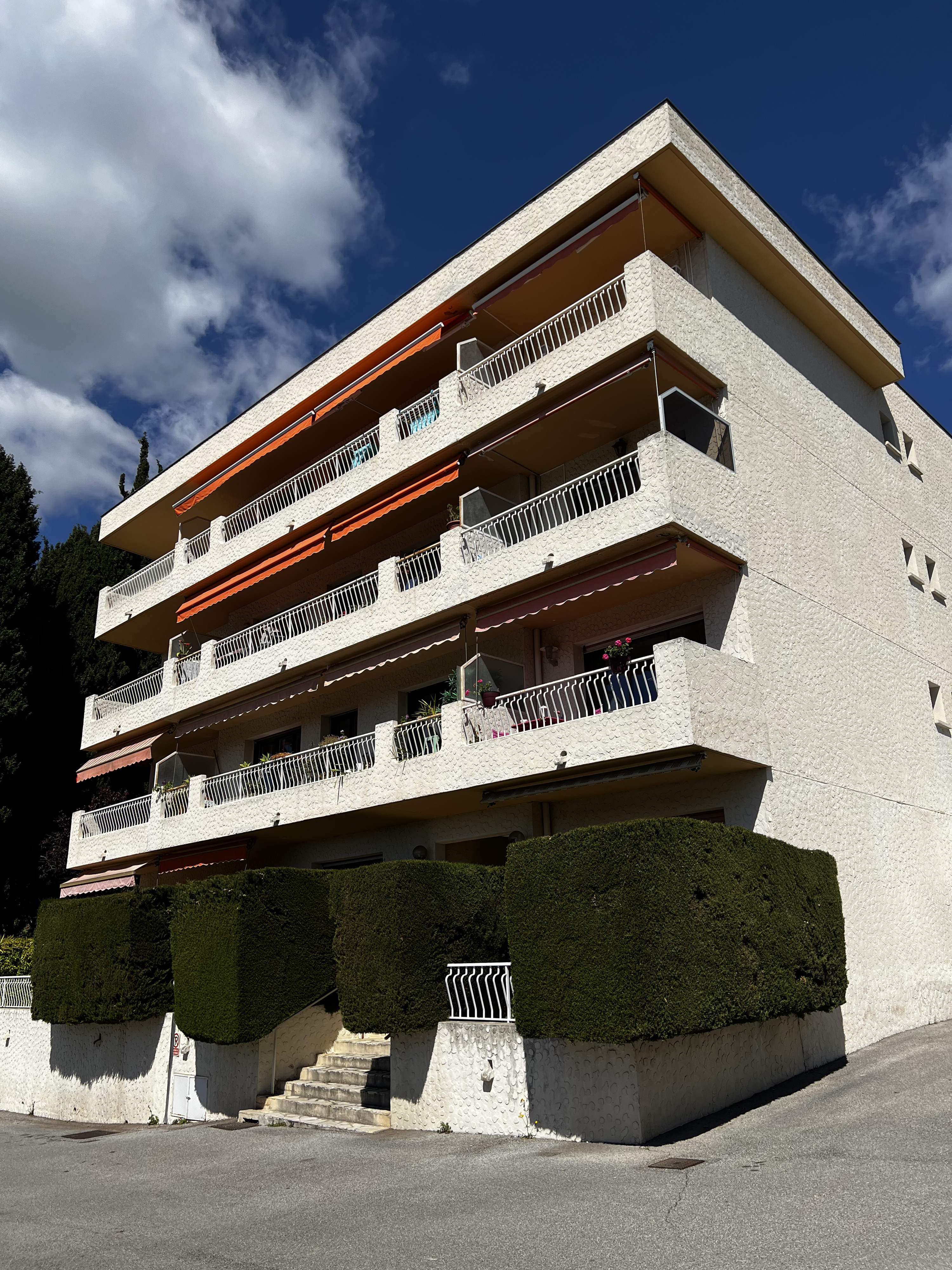 Picture France Vence 2024-04 4 - Center Vence