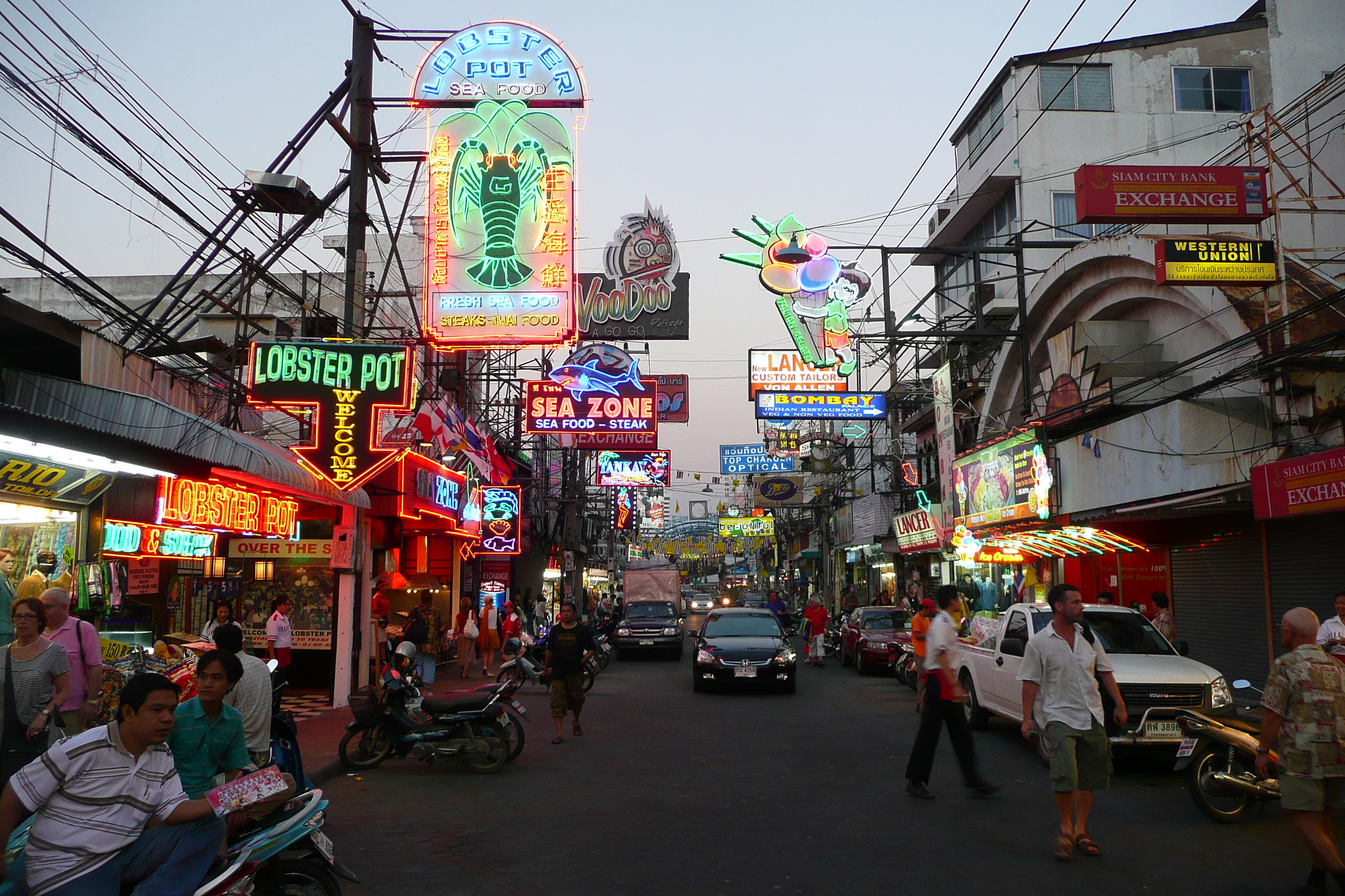 Picture Thailand Pattaya Walking Street 2008-01 14 - History Walking Street