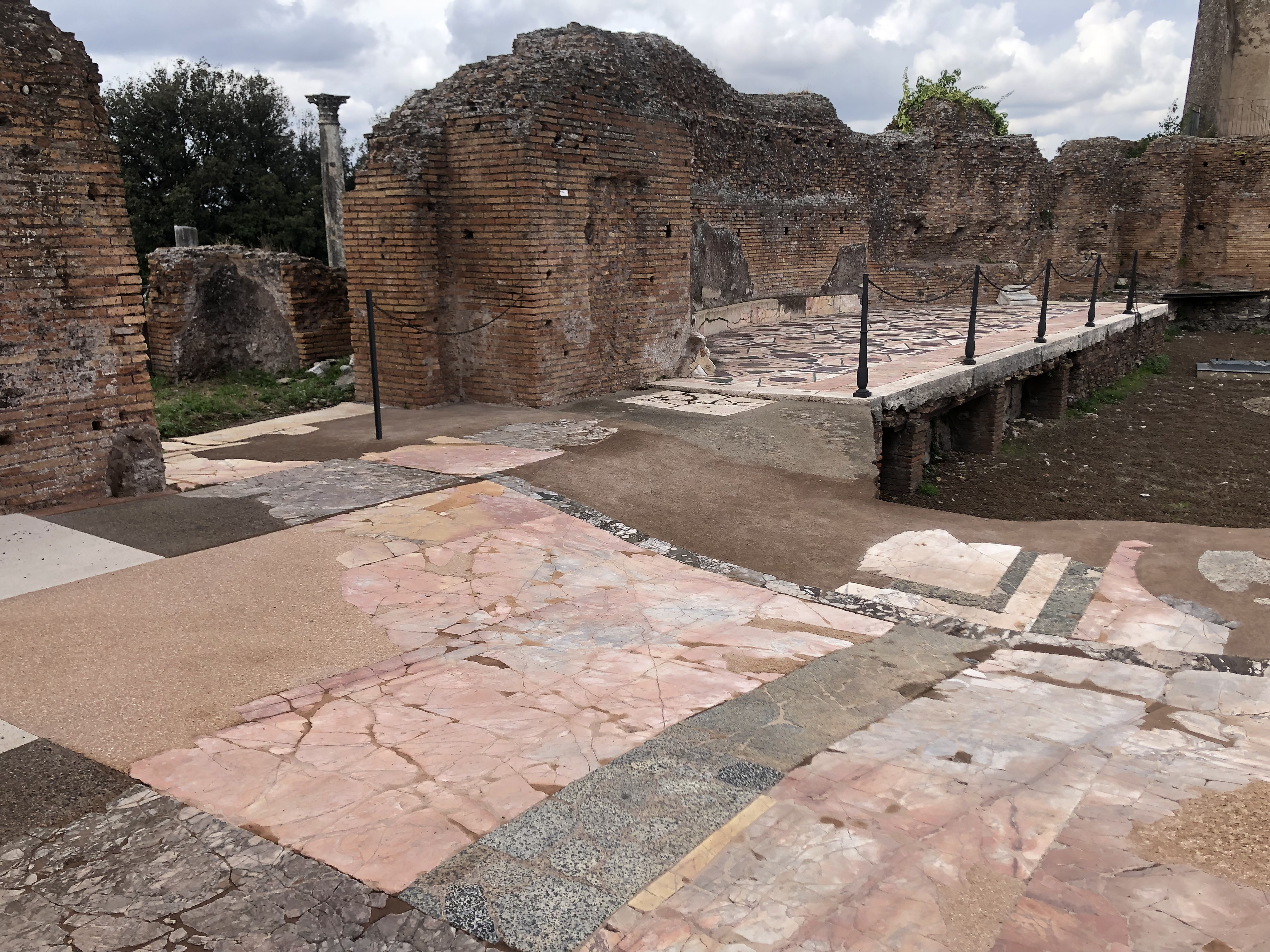 Picture Italy Rome Roman Forum 2024-09 18 - Tour Roman Forum