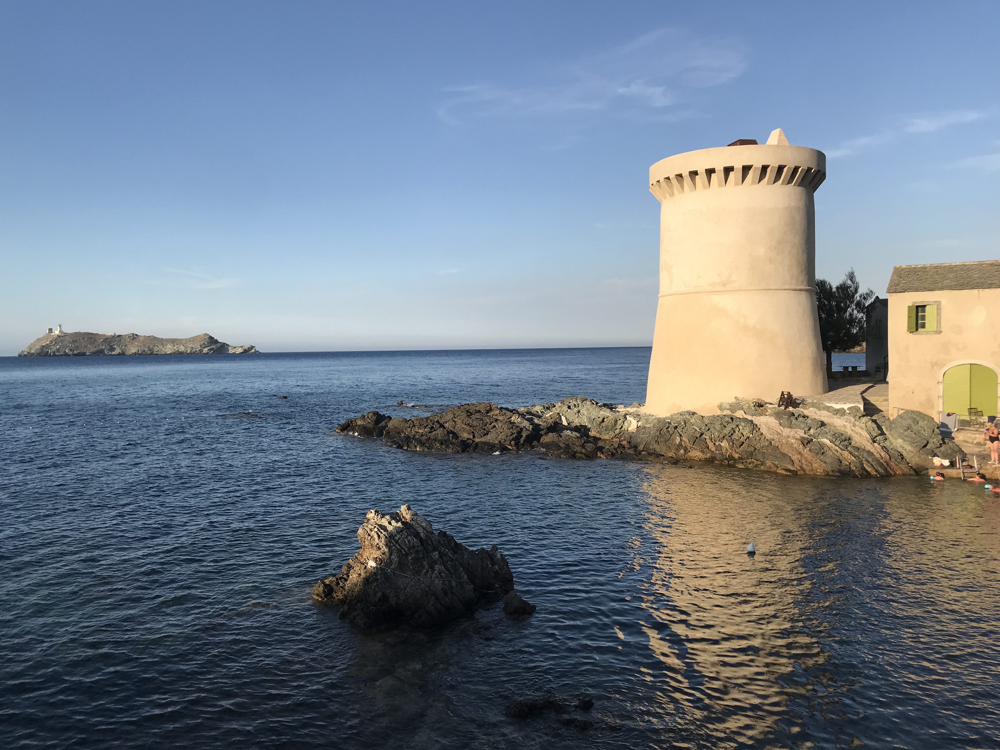 Picture France Corsica Cap 2024-07 25 - Tours Cap