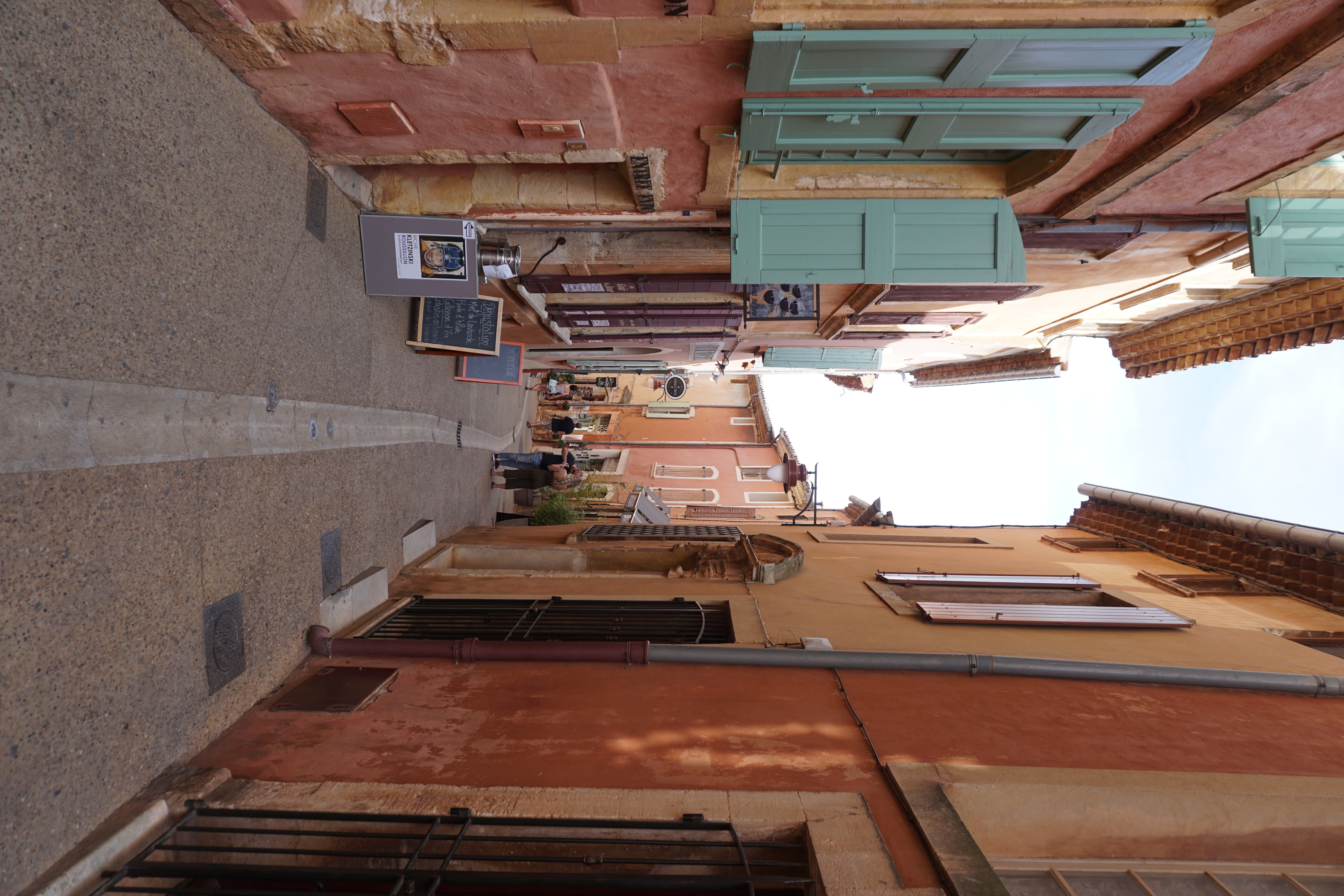 Picture France Roussillon 2017-08 37 - Around Roussillon