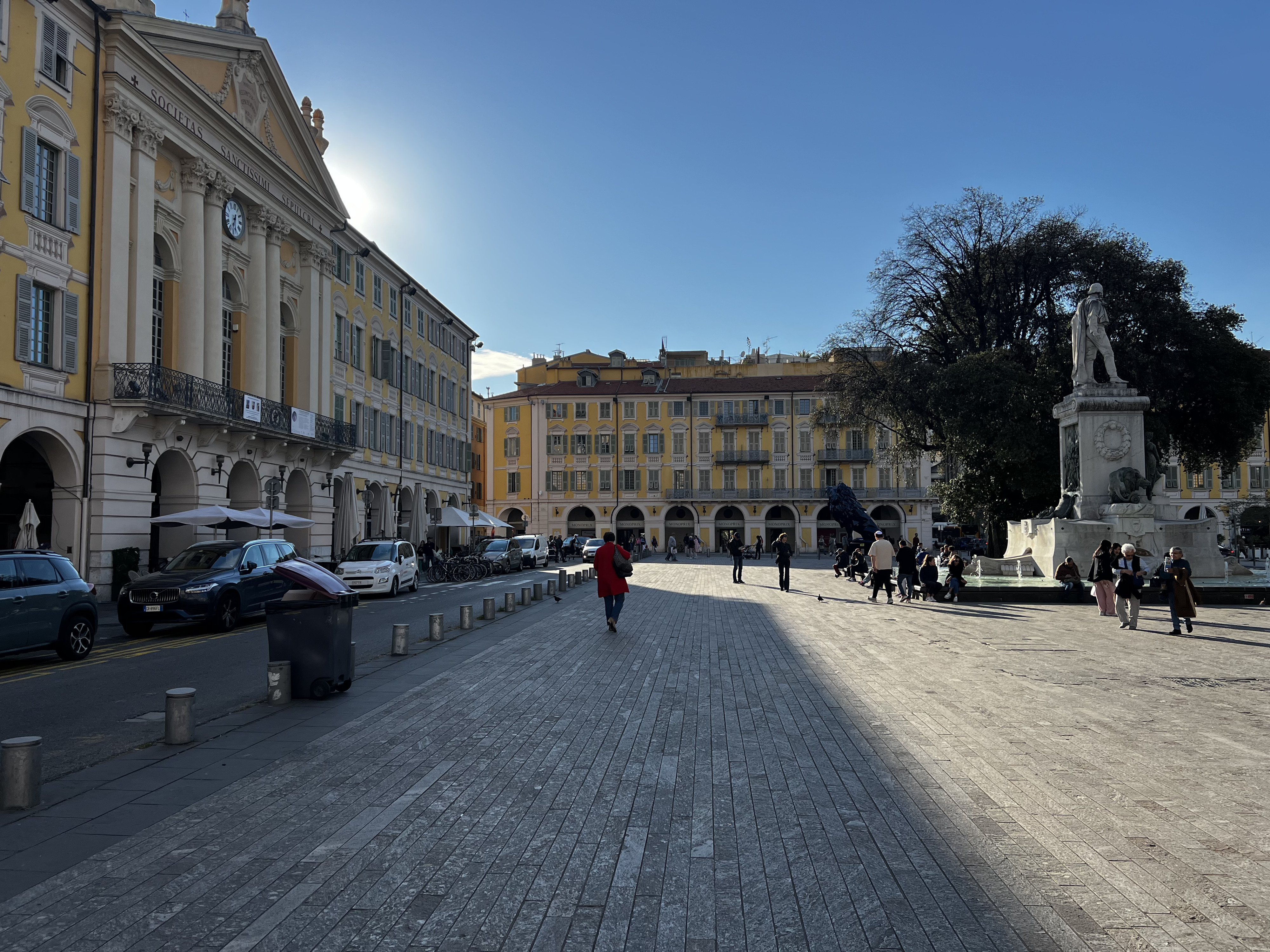 Picture France Nice 2024-04 43 - Tours Nice