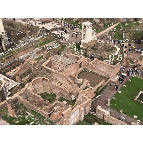 Picture Italy Rome Roman Forum 2024-09 179 - Recreation Roman Forum