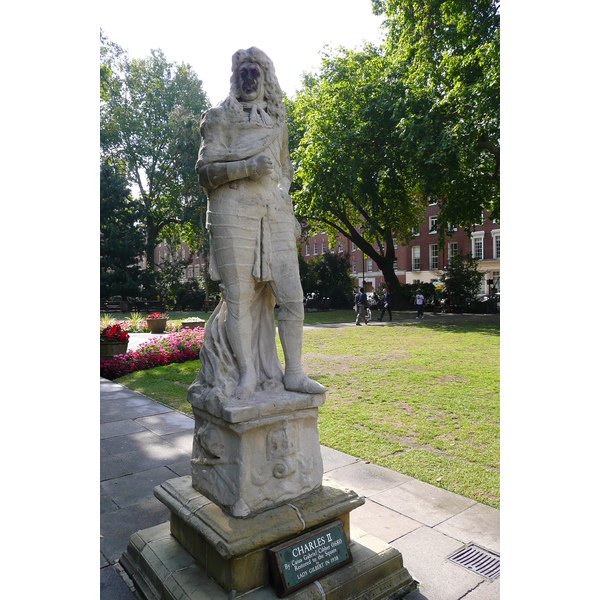 Picture United Kingdom London Soho Square 2007-09 47 - History Soho Square