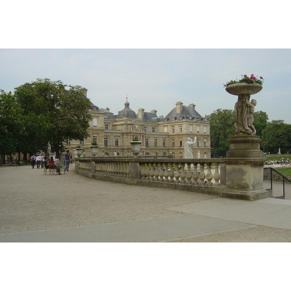 Picture France Paris Luxembourg Garden 2007-04 147 - Center Luxembourg Garden