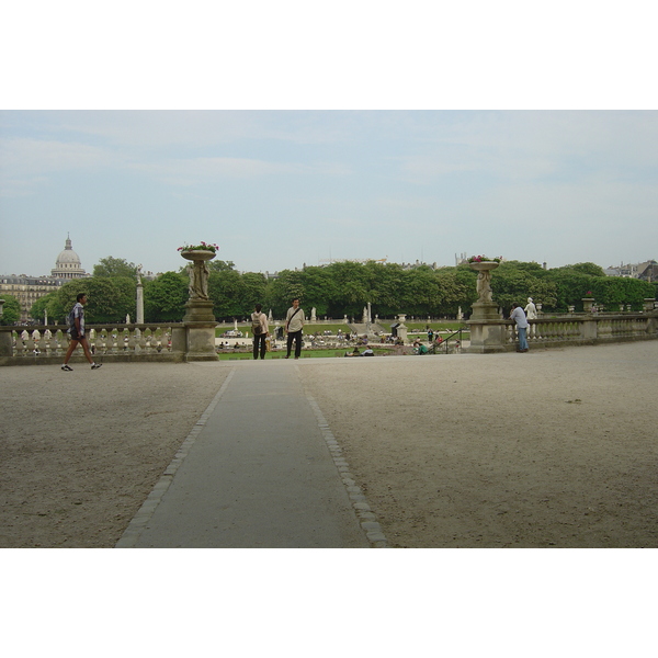 Picture France Paris Luxembourg Garden 2007-04 76 - Tour Luxembourg Garden