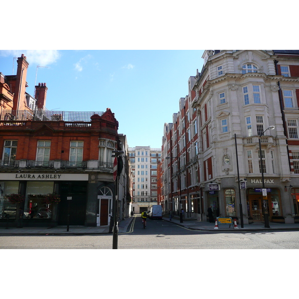 Picture United Kingdom London North Row 2007-09 4 - Tour North Row