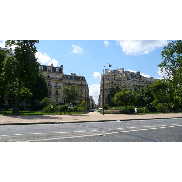 Picture France Paris Avenue Foch 2007-06 151 - Discovery Avenue Foch