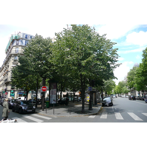 Picture France Paris Avenue Niel 2007-06 82 - Recreation Avenue Niel