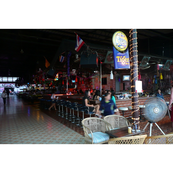 Picture Thailand Pattaya Walking Street 2008-01 64 - Around Walking Street