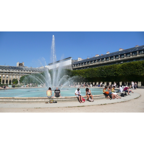 Picture France Paris Palais Royal 2007-08 112 - History Palais Royal