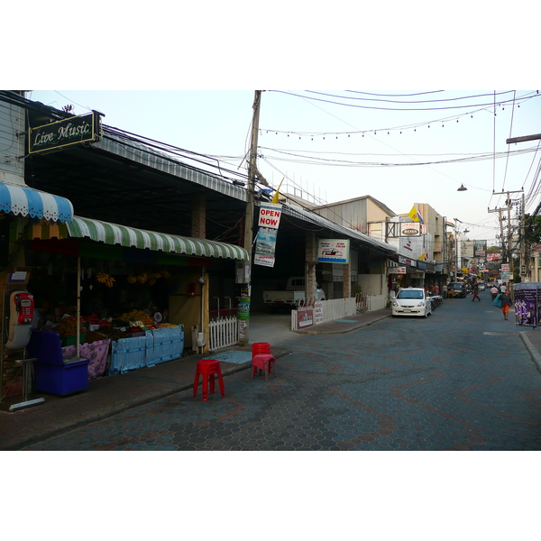 Picture Thailand Pattaya Walking Street 2008-01 50 - Discovery Walking Street