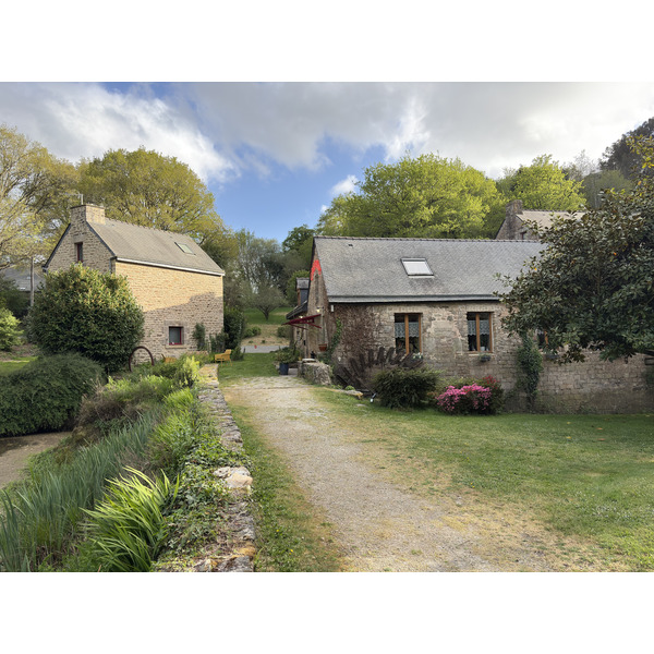 Picture France Local Mendon 2026-04 0 - Journey Local Mendon