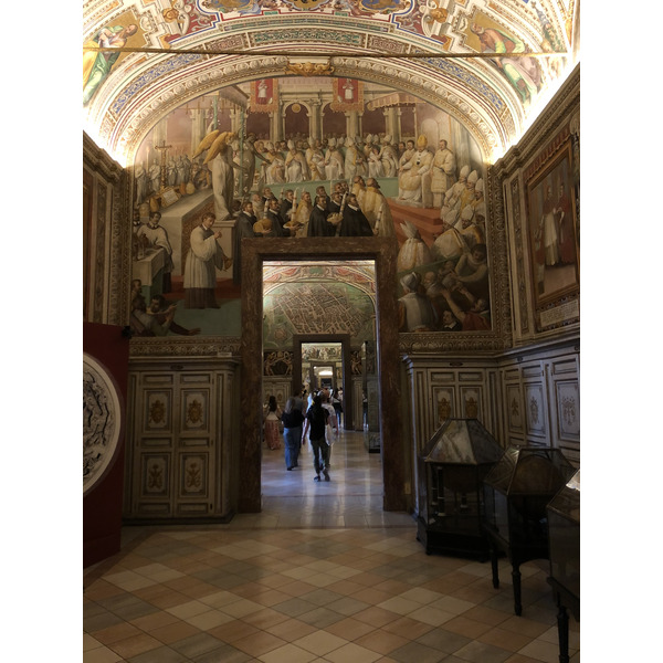 Picture Italy Rome Vatican Museum 2024-09 383 - Recreation Vatican Museum