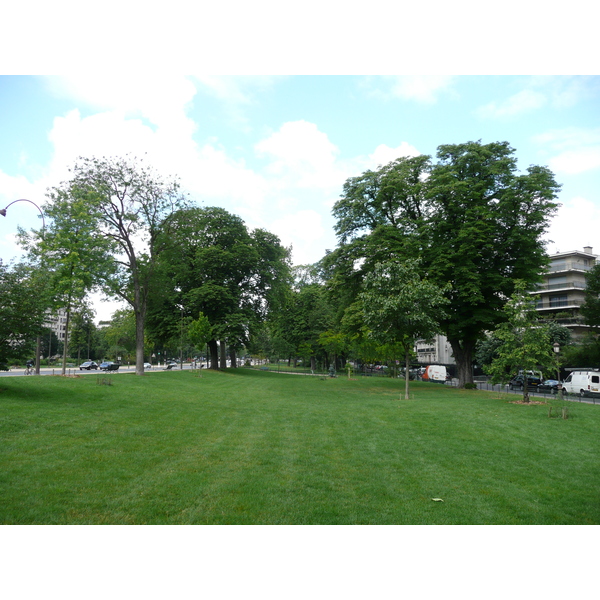 Picture France Paris Avenue Foch 2007-06 152 - Center Avenue Foch